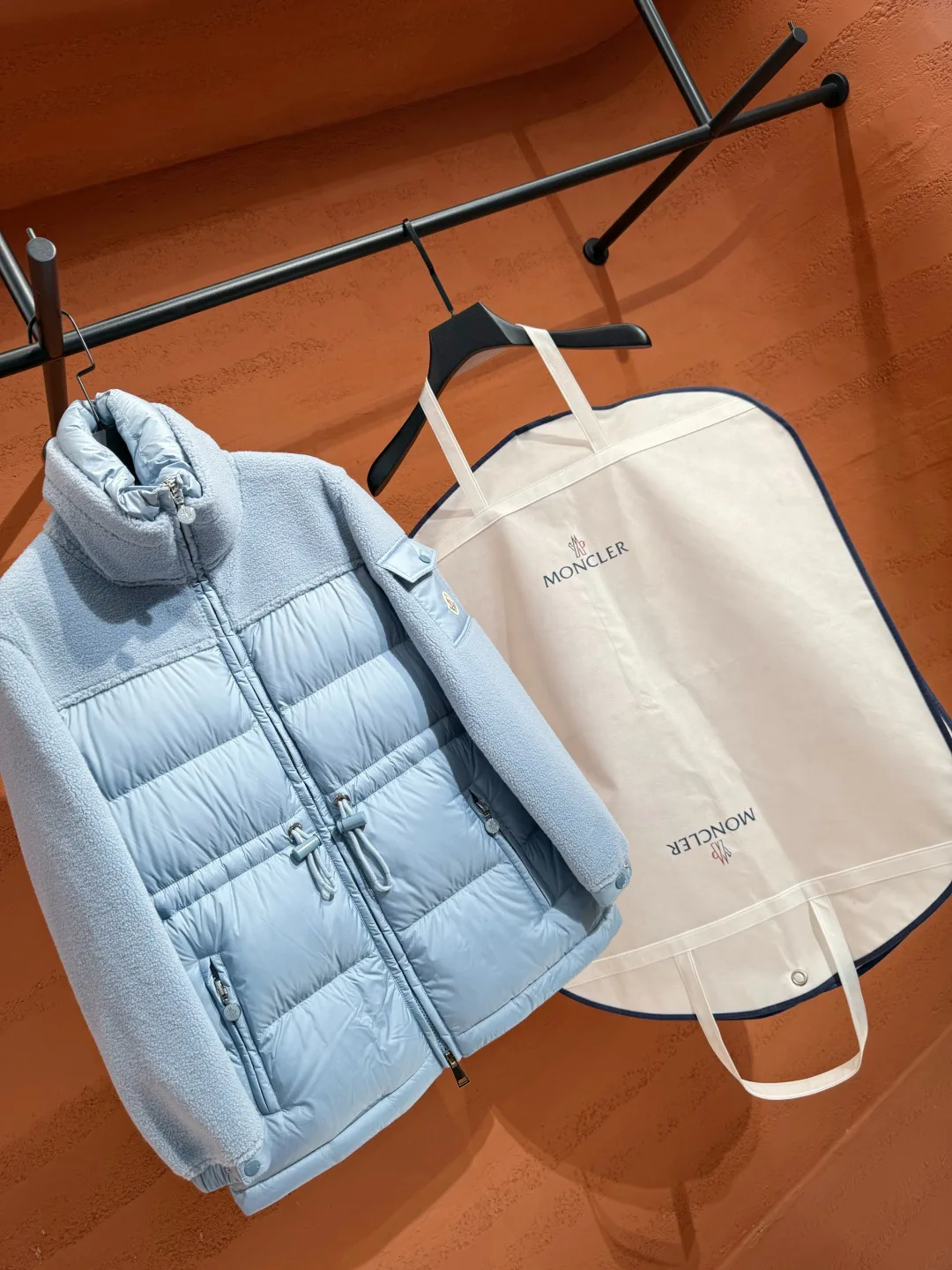 Куртки И Пуховики Женские Moncler 18585342