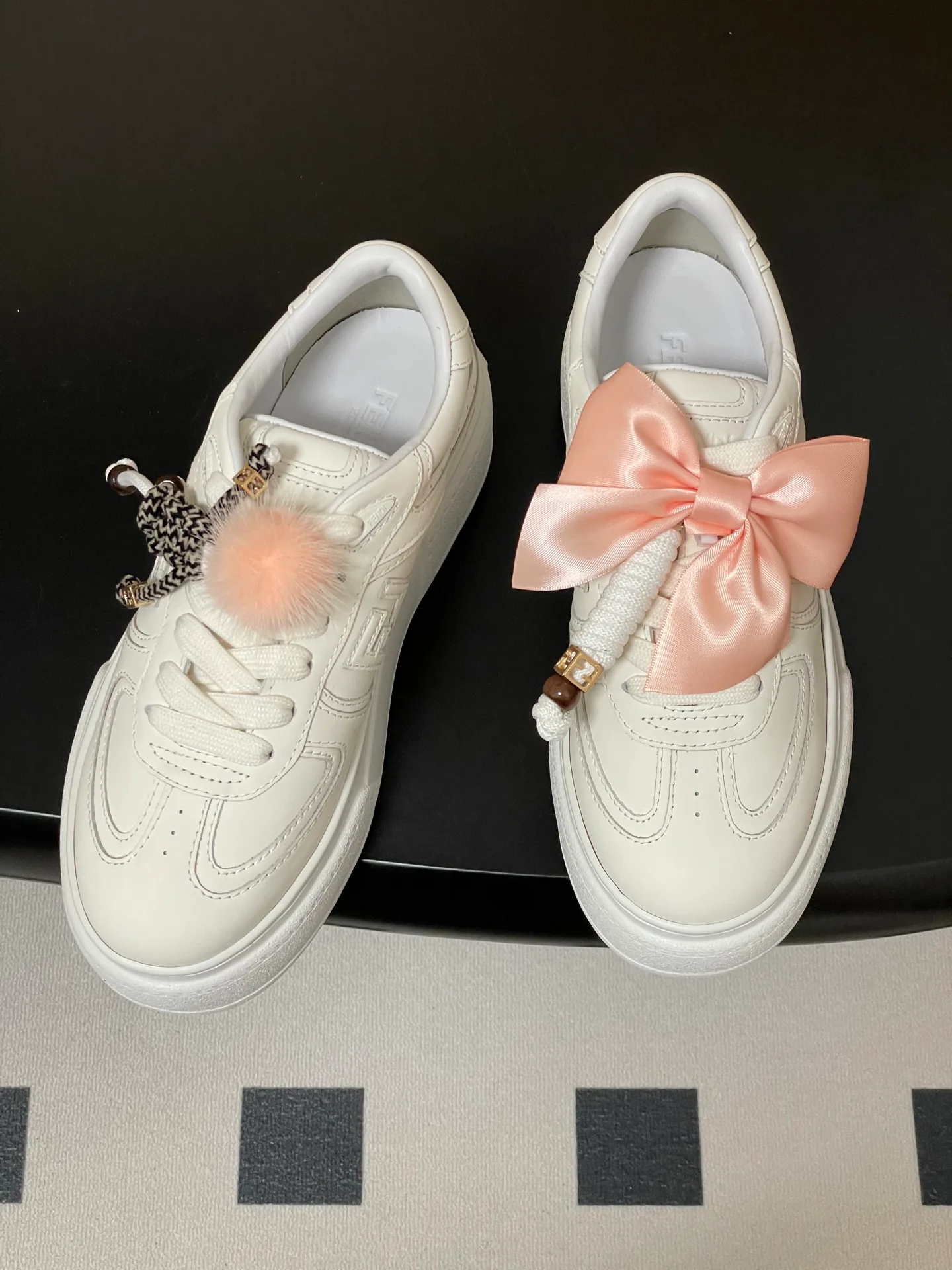 Кроссовки Женские Fendi 436199