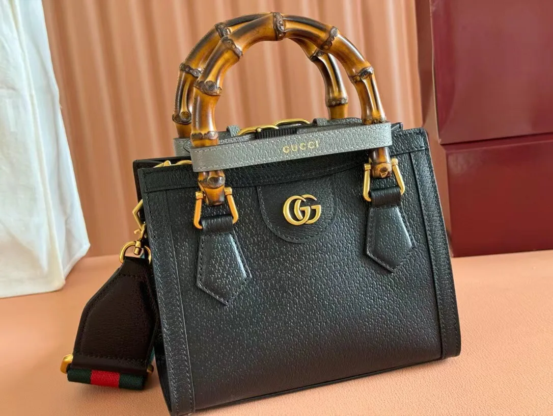 Классические Сумки Женские Gucci 11336074