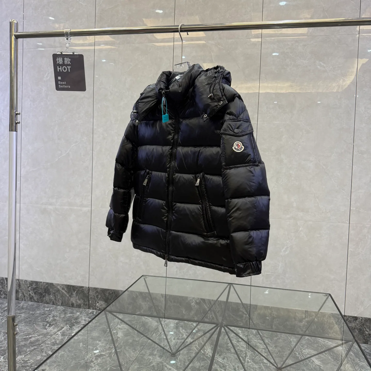 Куртки И Пуховики Женские Moncler 17949606