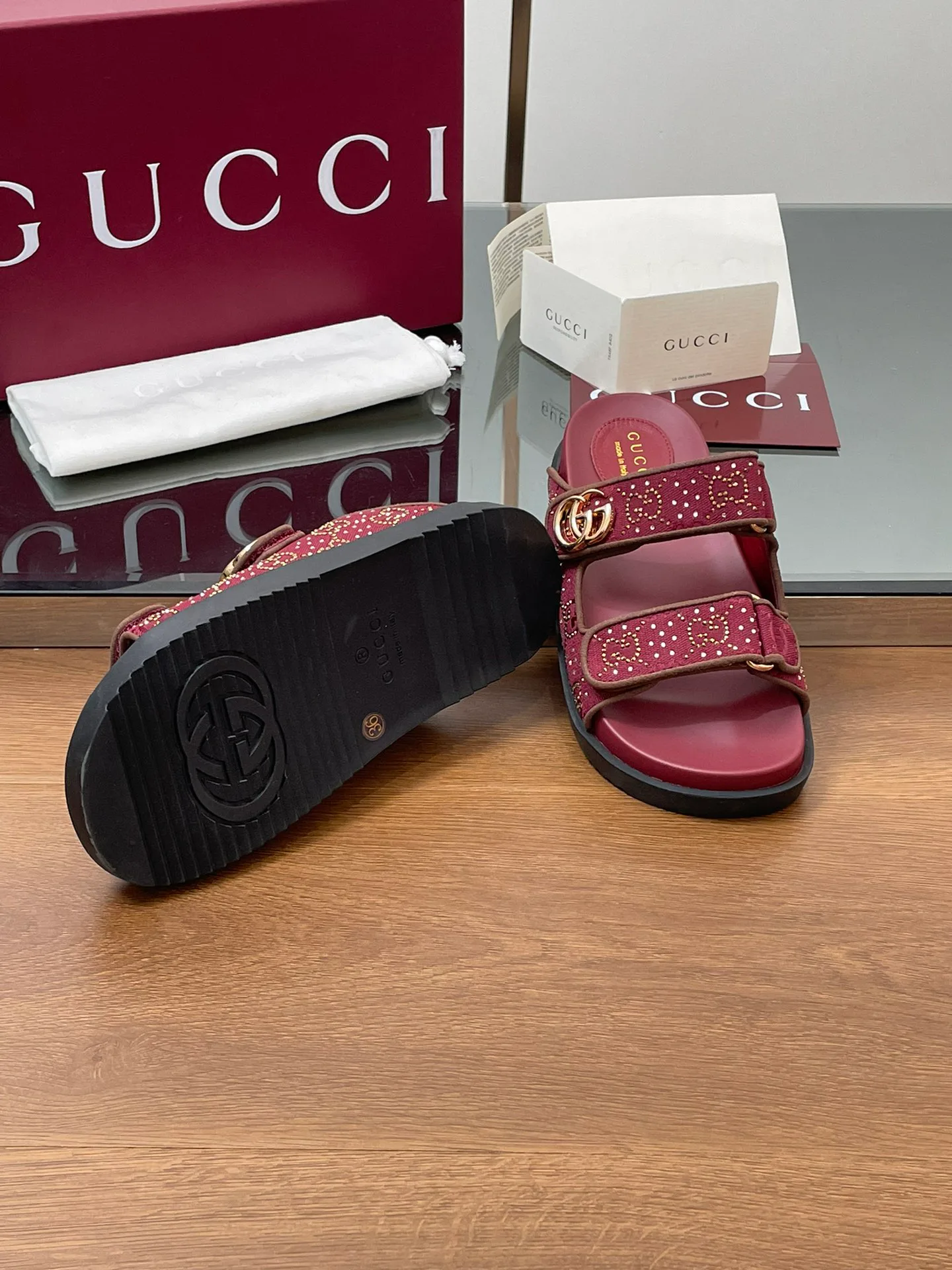 Шлепанцы Женские Gucci 8161