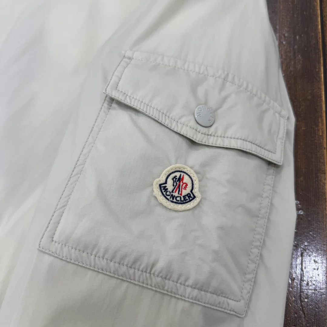 Куртки И Пуховики Женские Moncler 18001961