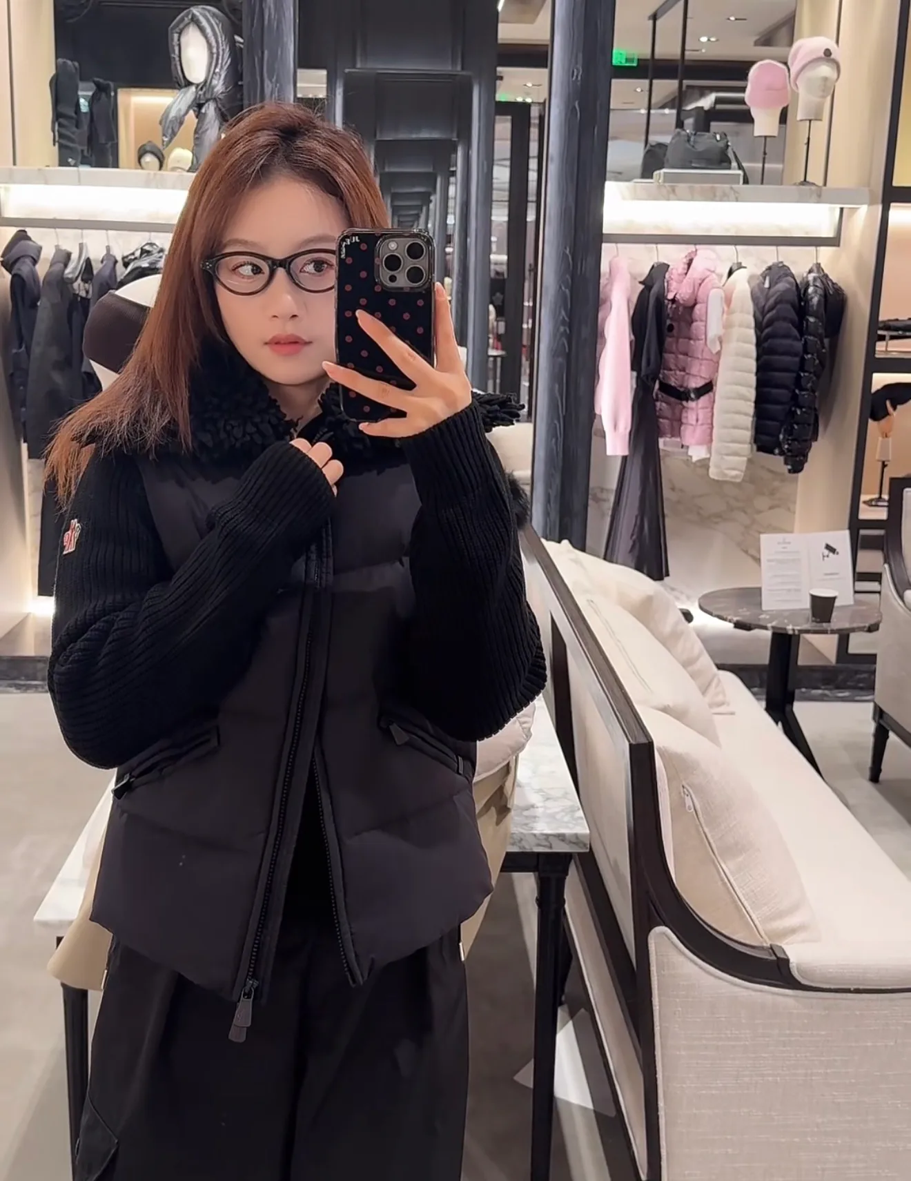 Куртки И Пуховики Женские Moncler 19332002