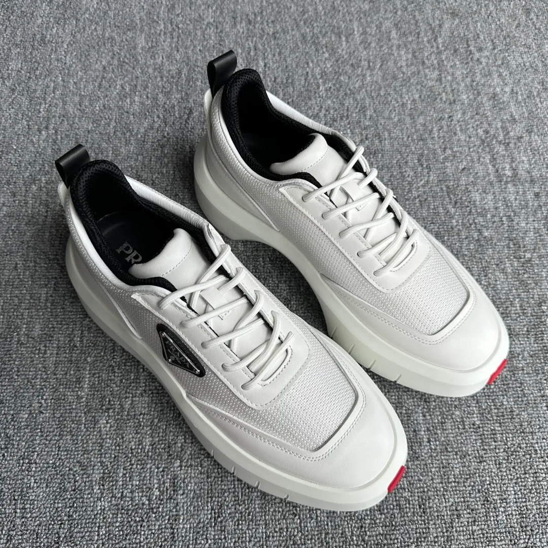 Кроссовки Мужские Prada 18996051