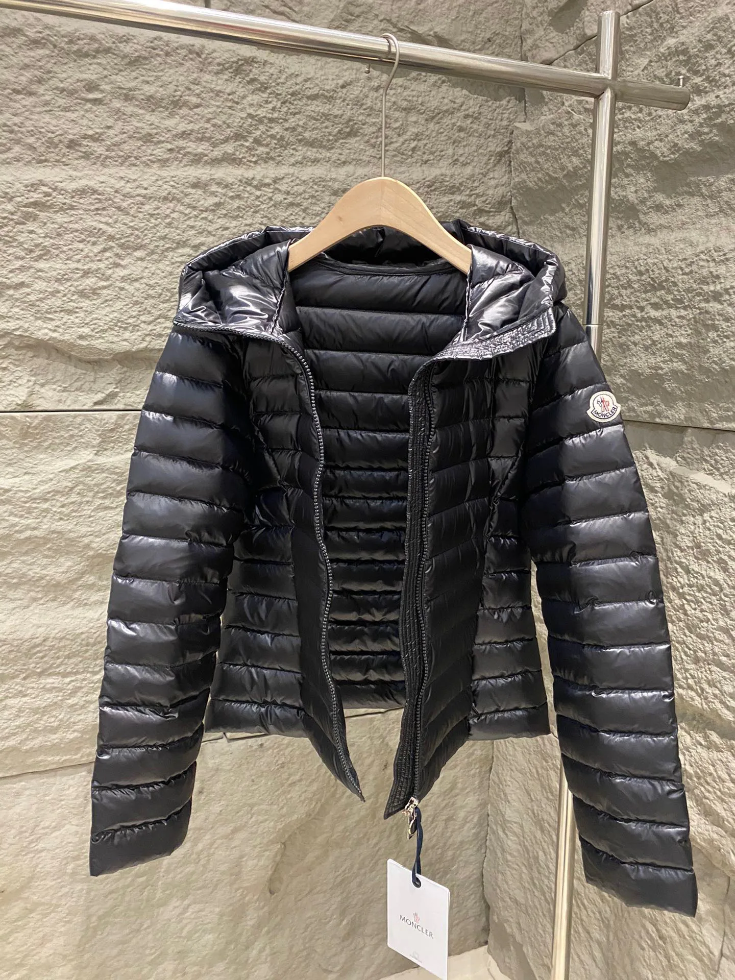 Куртки И Пуховики Женские Moncler 17964338