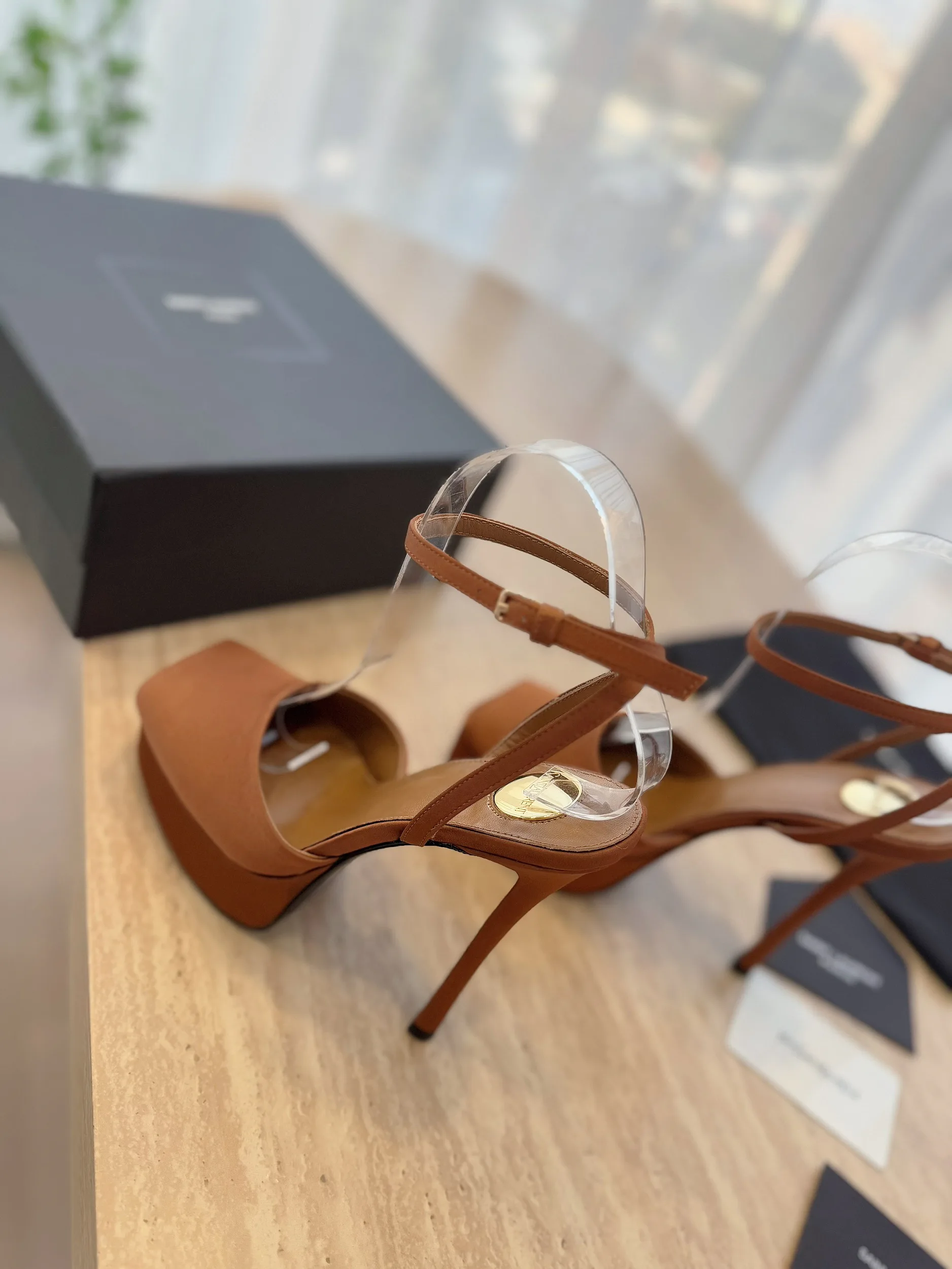 Босоножки Женские Saint Laurent 12836