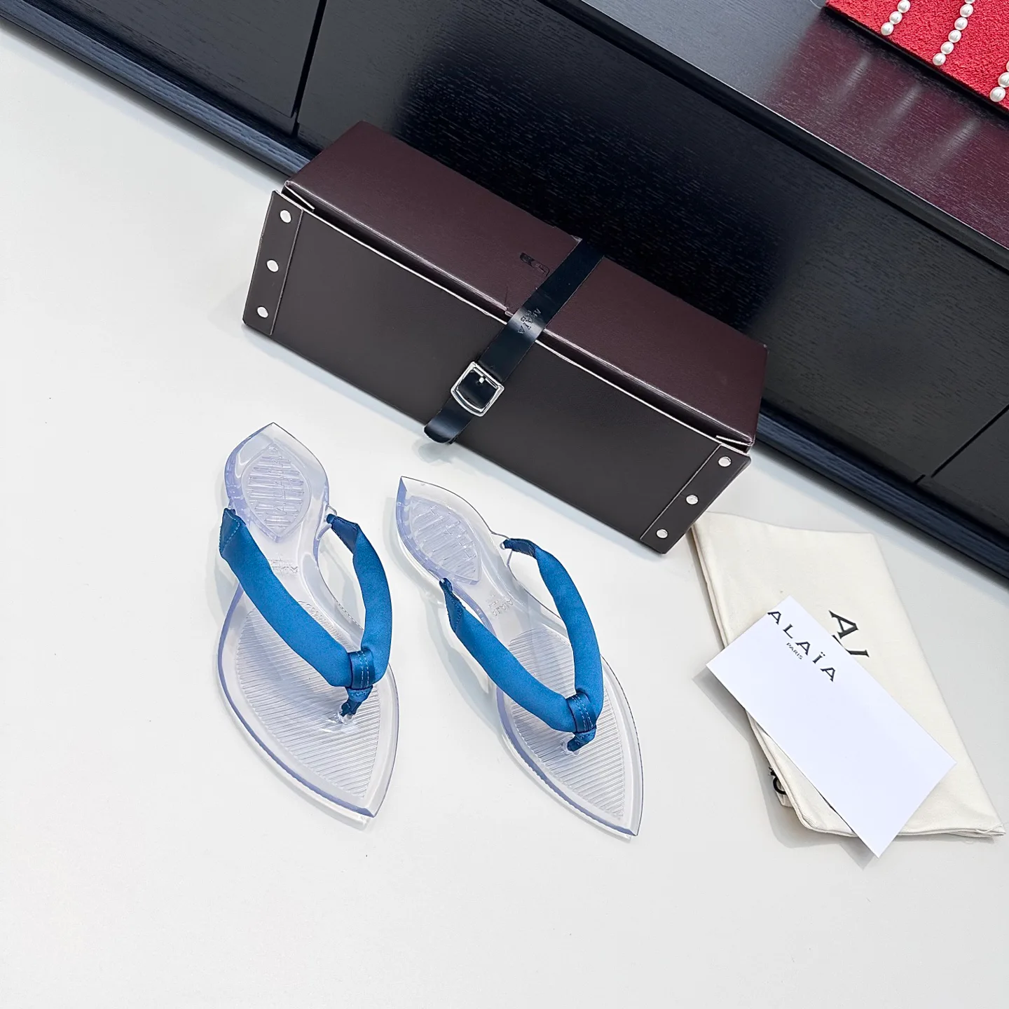 Шлепанцы Женские Alaia 13183727