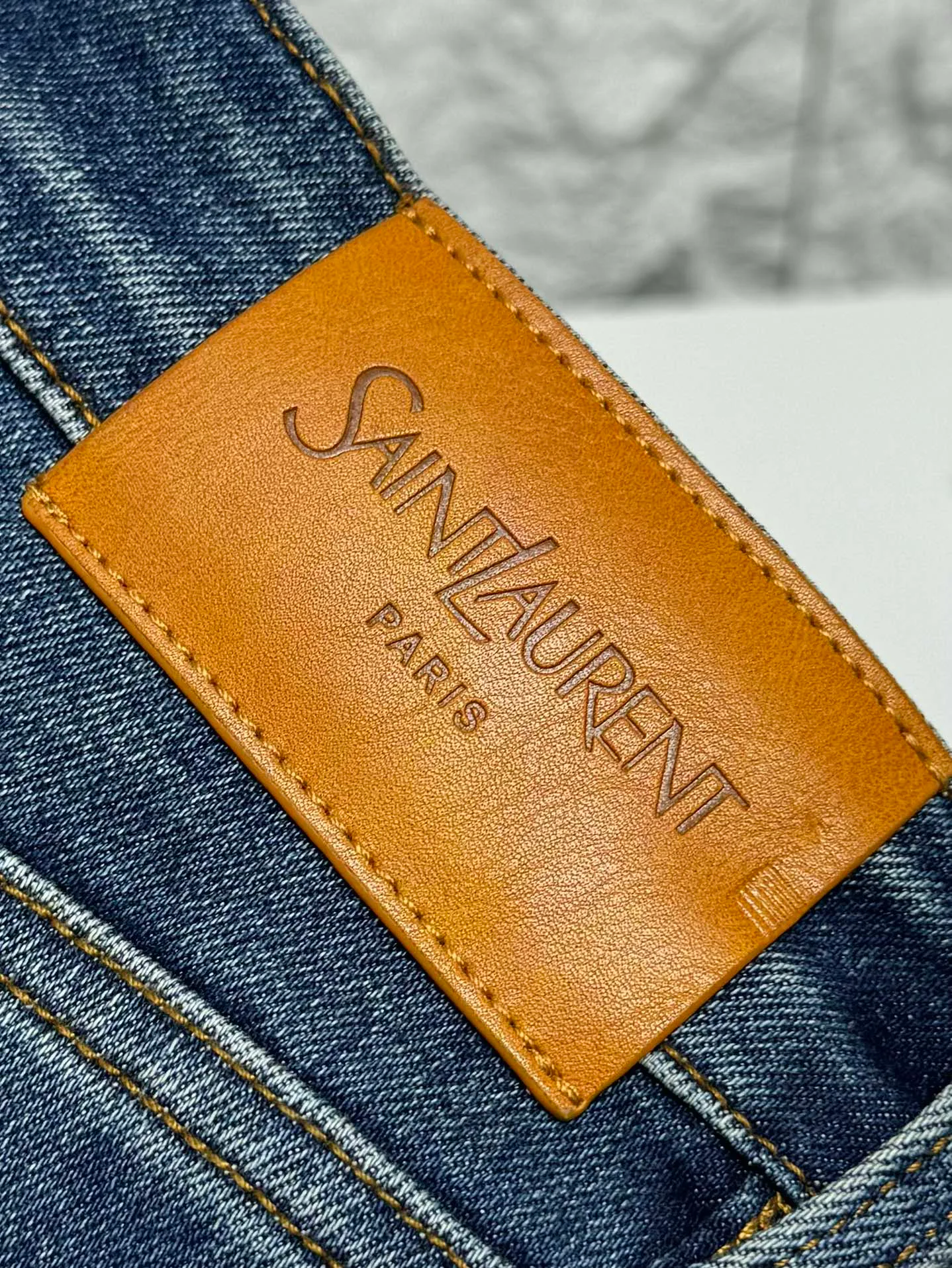 Джинсы Женские Saint Laurent 9786959