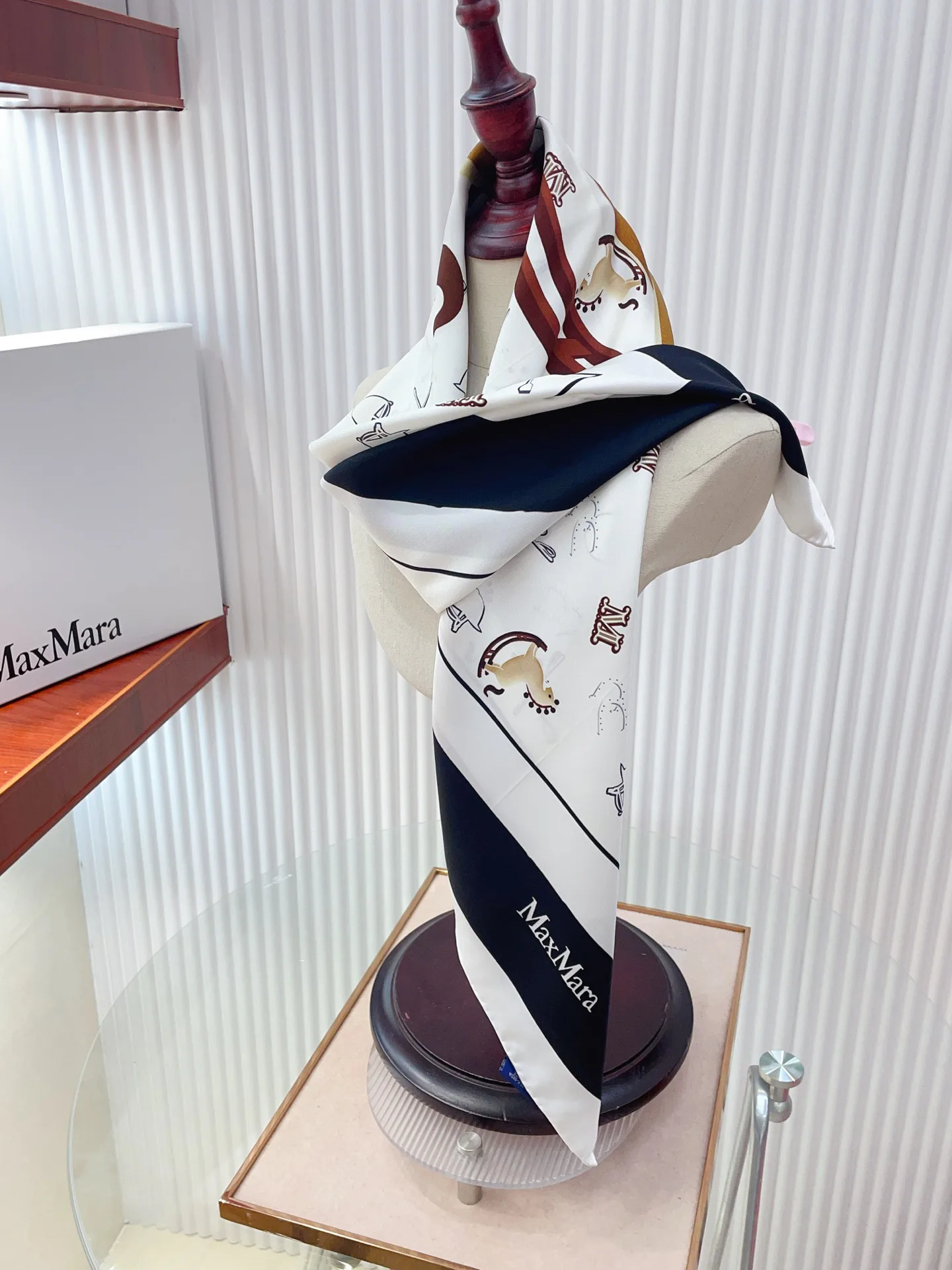 Шарфы Max Mara 13119754