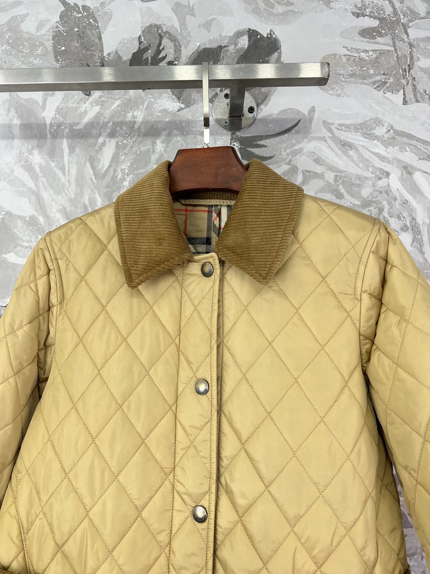 Куртки И Пуховики Женские Burberry 2260869