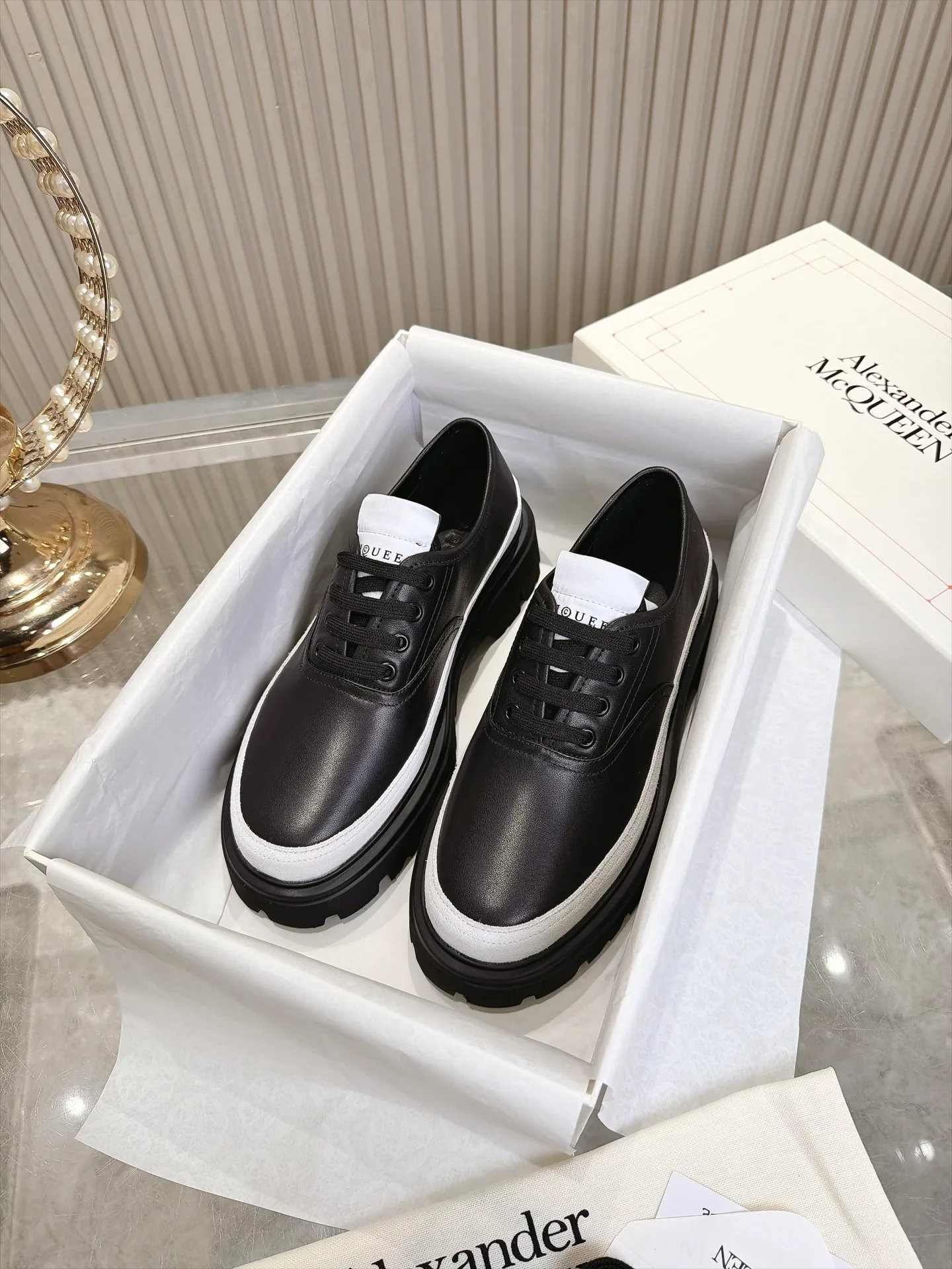 Кроссовки Женские Alexander Mcqueen 19080143