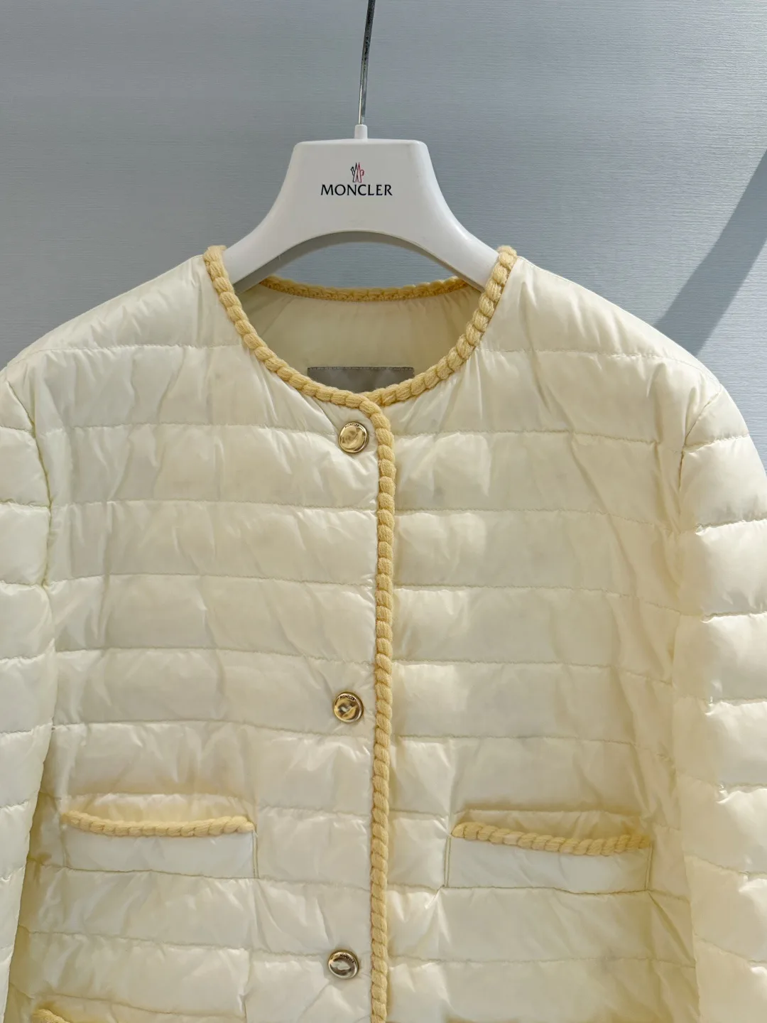 Куртки И Пуховики Женские Moncler 18184935