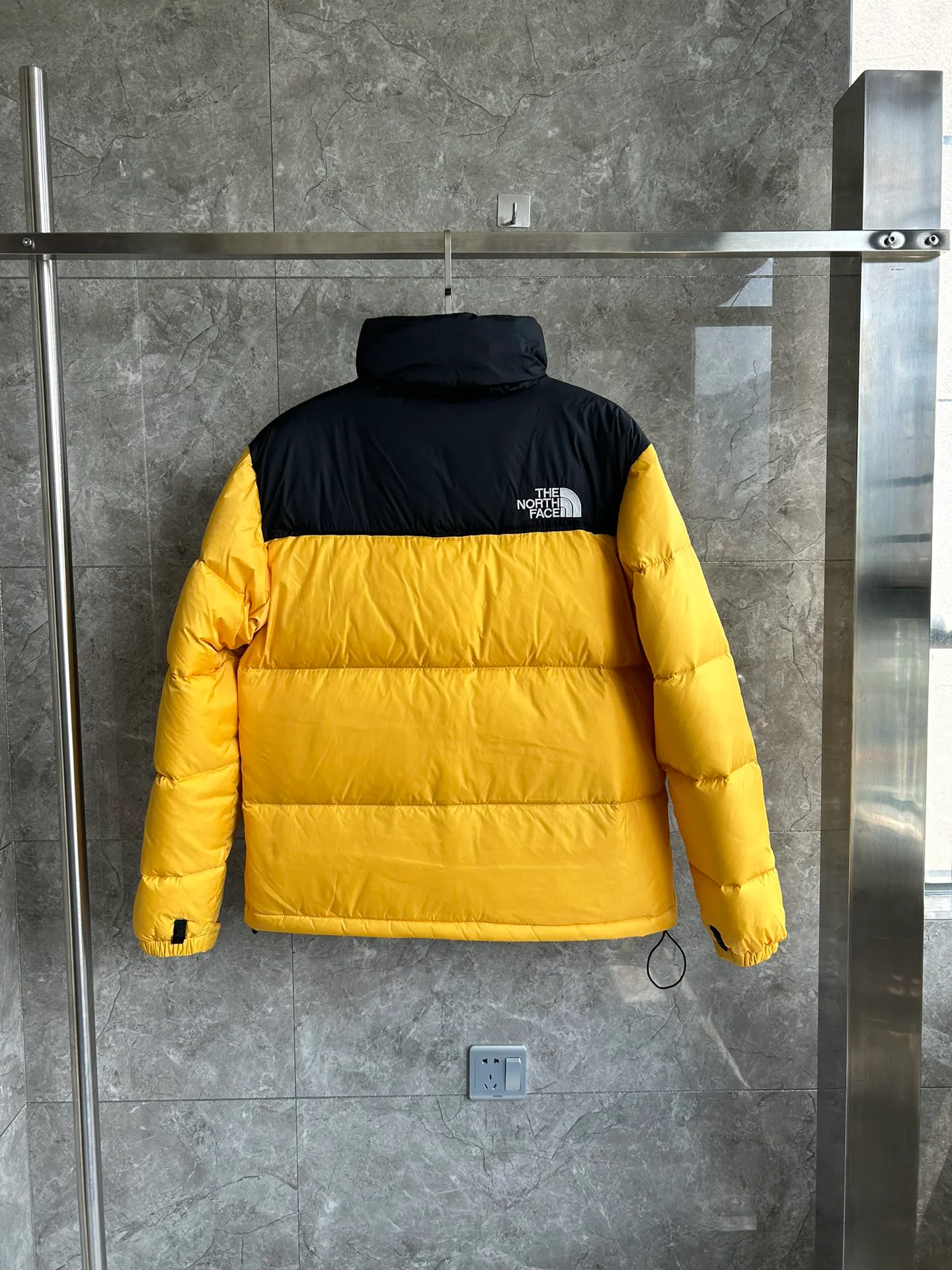 Куртки И Пуховики Женские The North Face 18509305