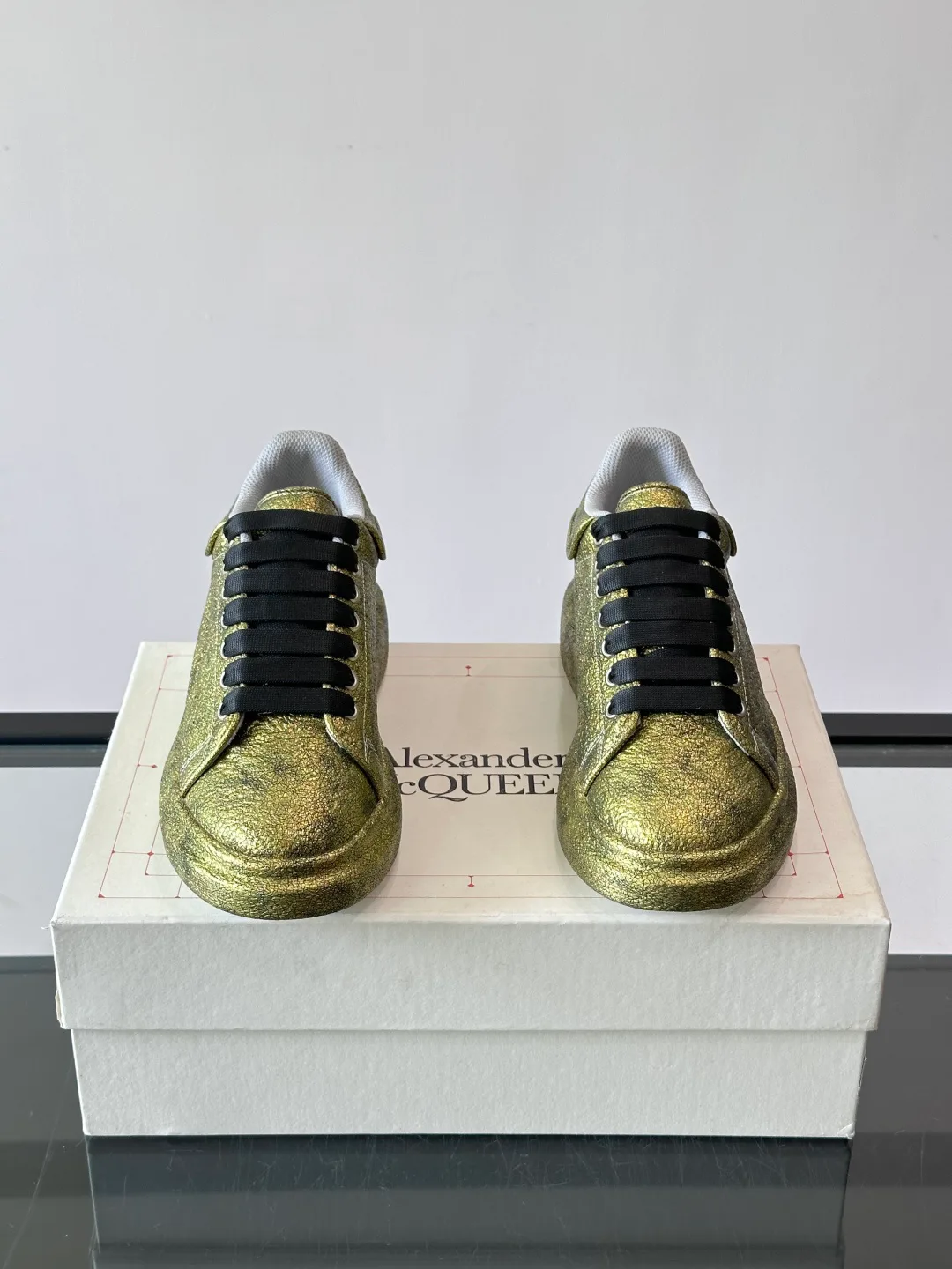 Кроссовки Женские Alexander Mcqueen 17447541