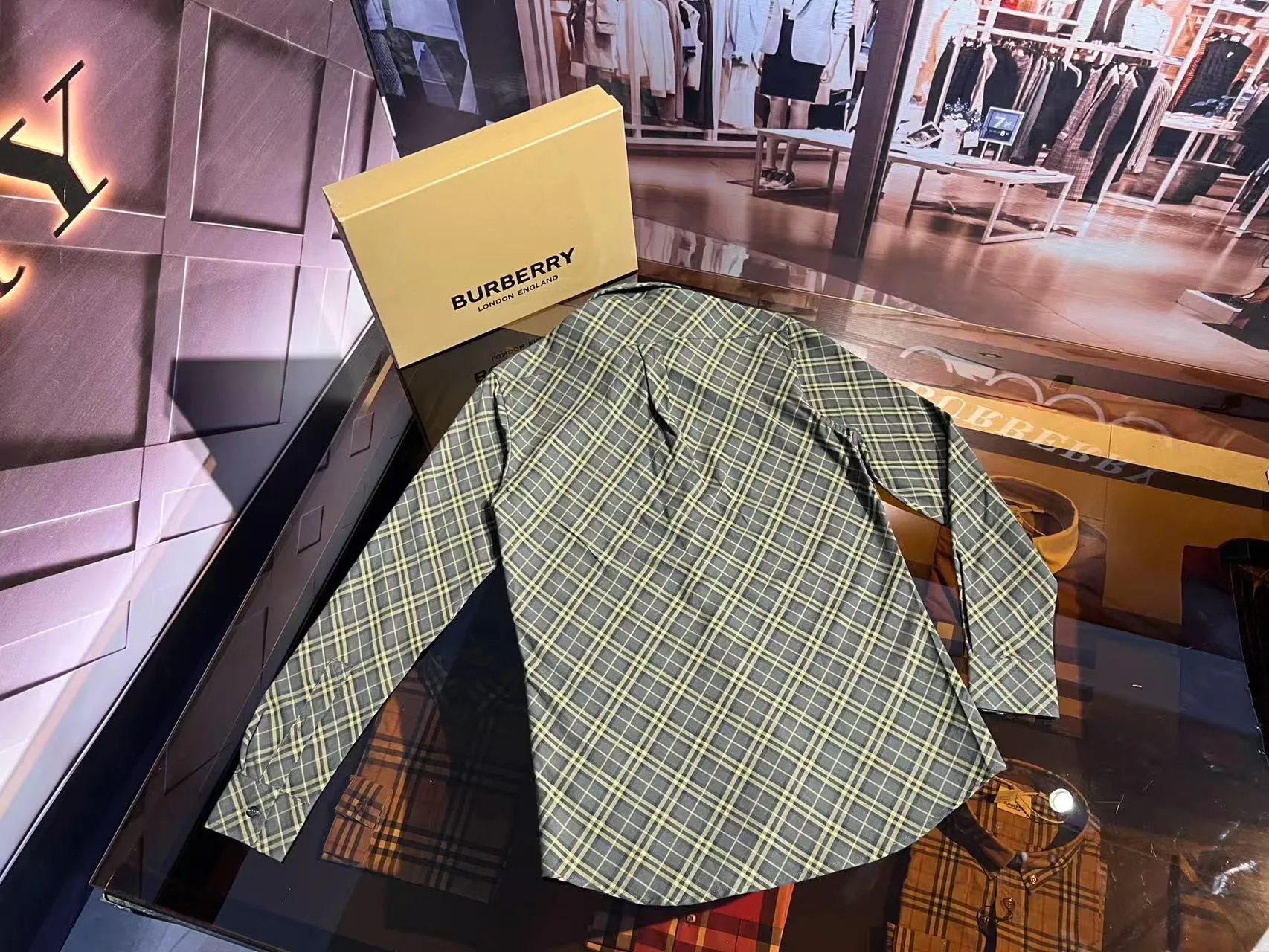 Рубашки Женские Burberry 11221330