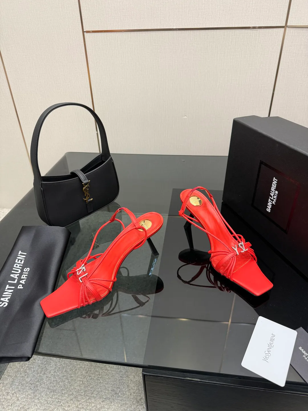 Босоножки Женские Saint Laurent 1435317