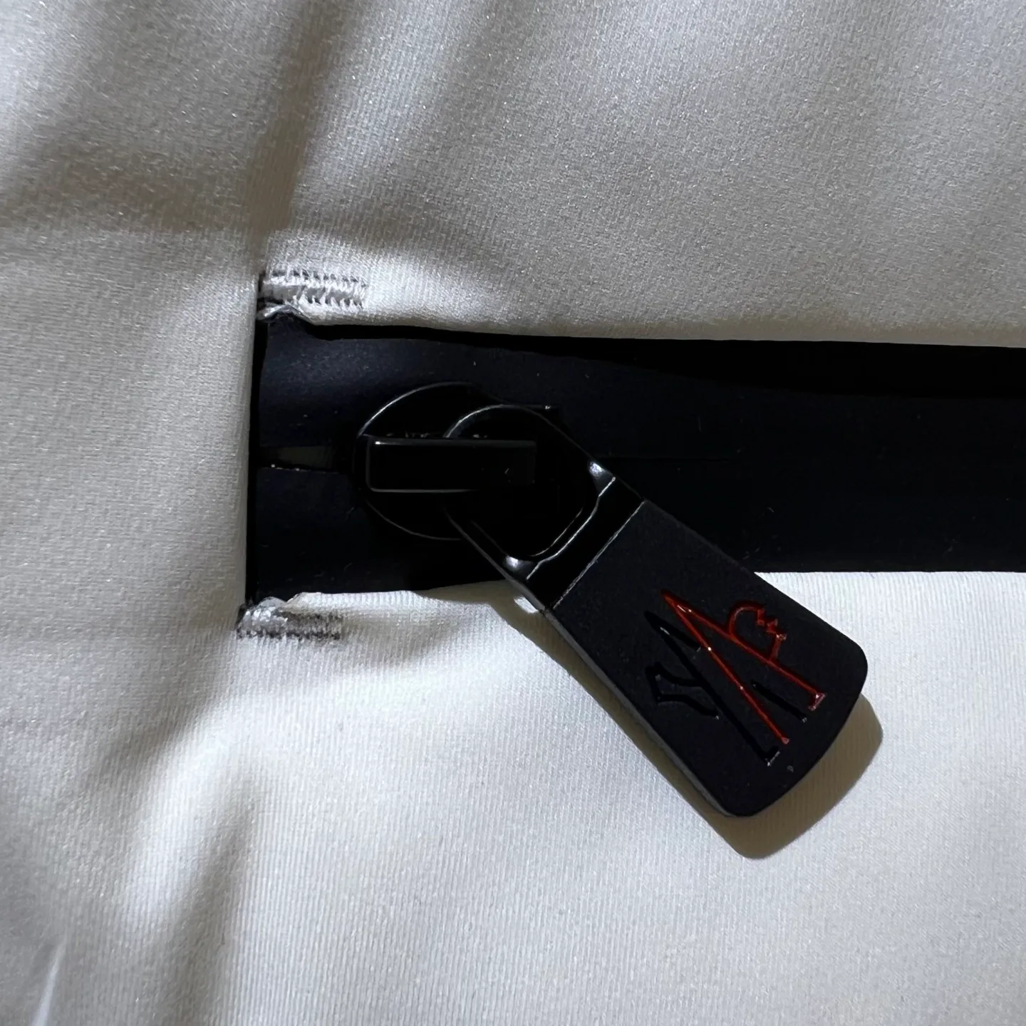 Куртки И Пуховики Женские Moncler 18180078