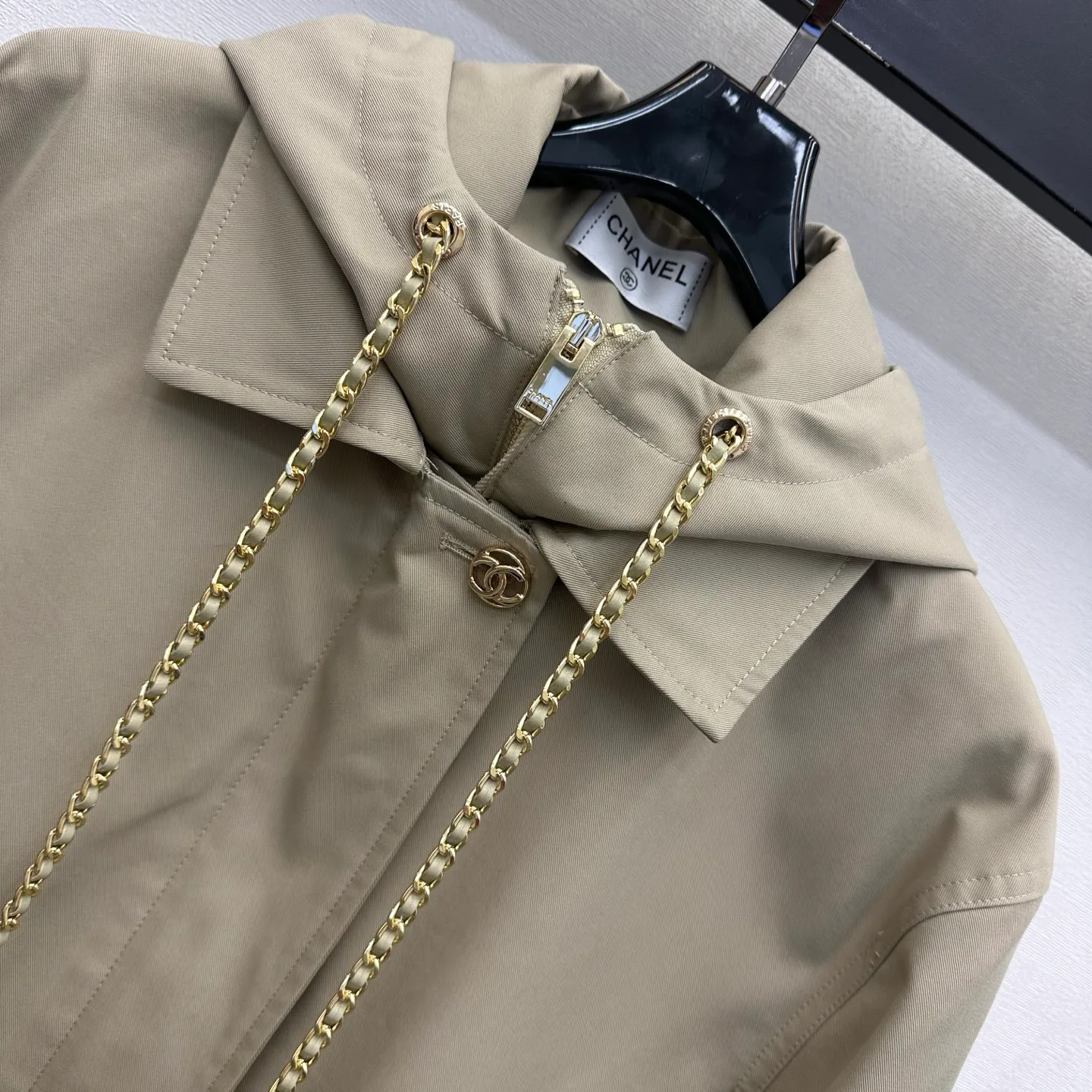 Тренчи Женские Chanel 18807032