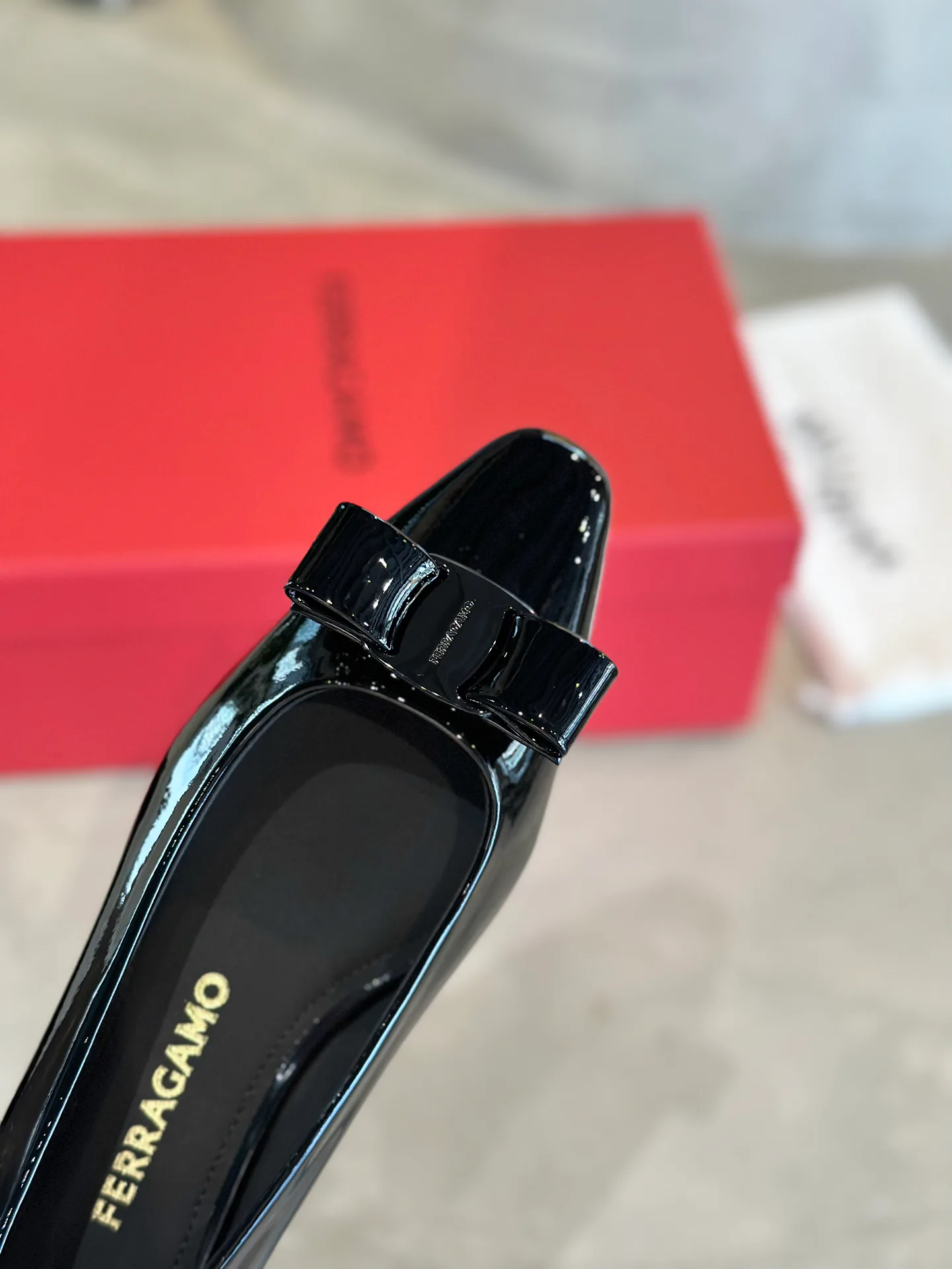 Балетки Женские Salvatore Ferragamo 18531761