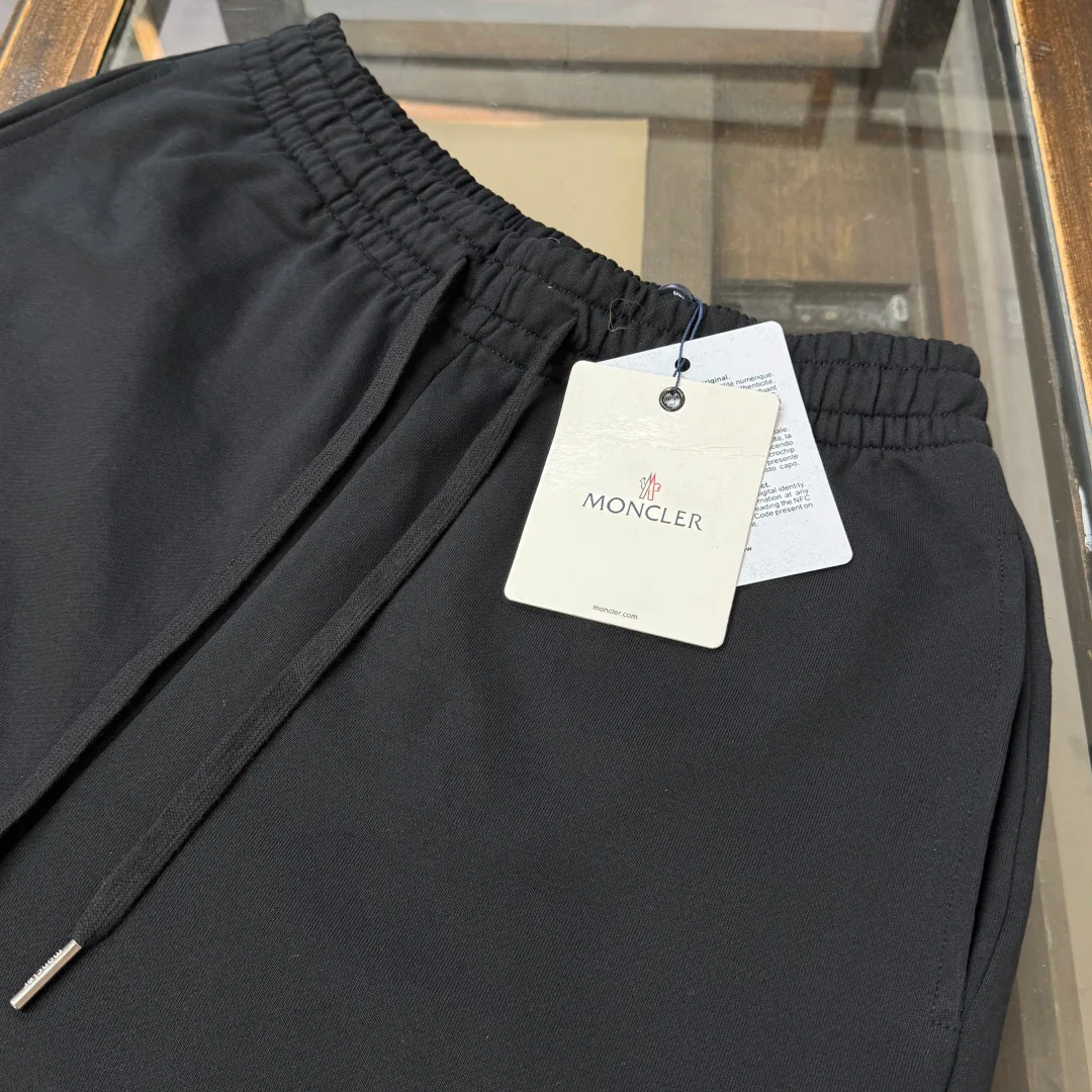 Шорты Женские Moncler 11668005