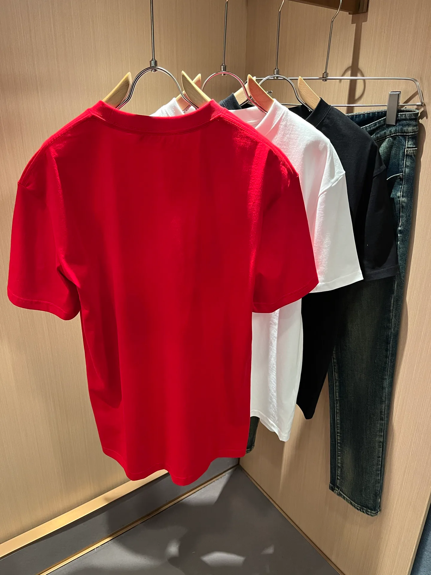 Футболки Женские Gucci 869429