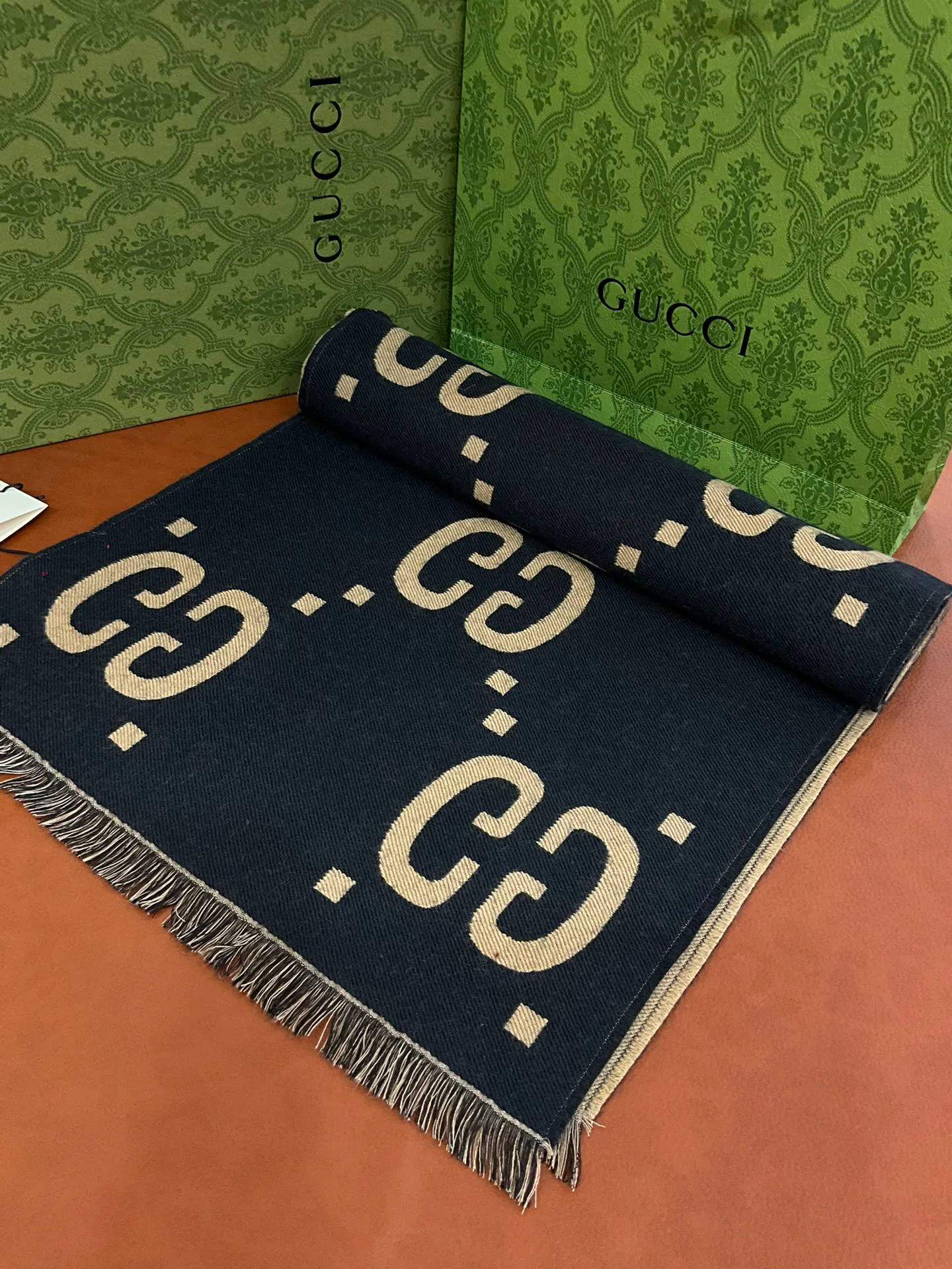 Шарфы Gucci 23155