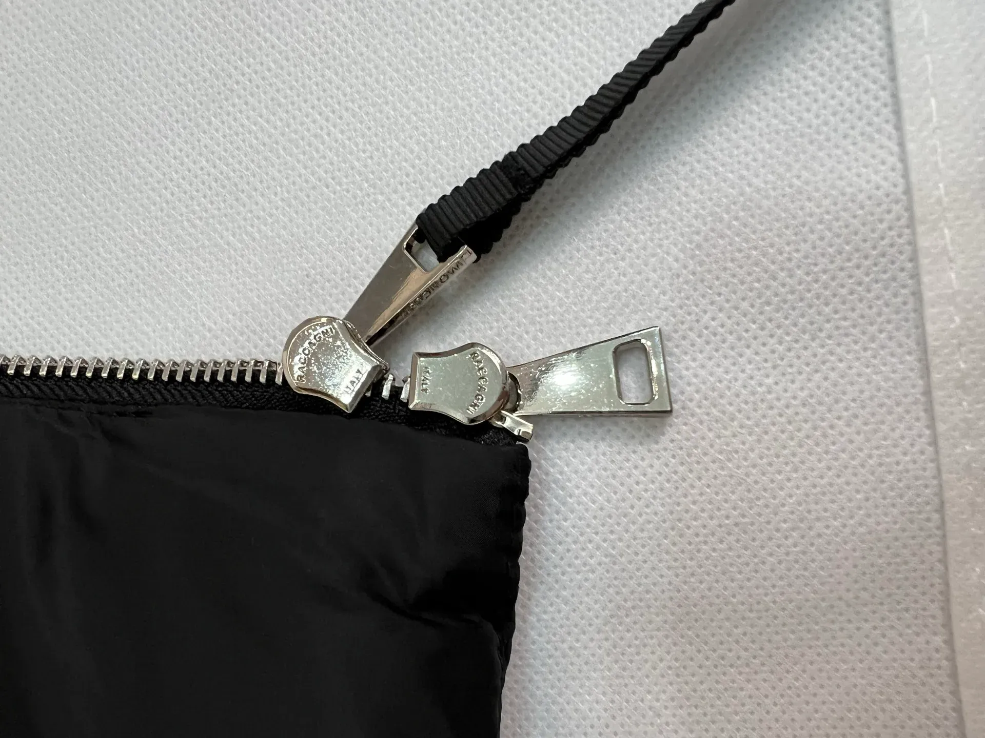 Куртки И Пуховики Женские Moncler 1845684