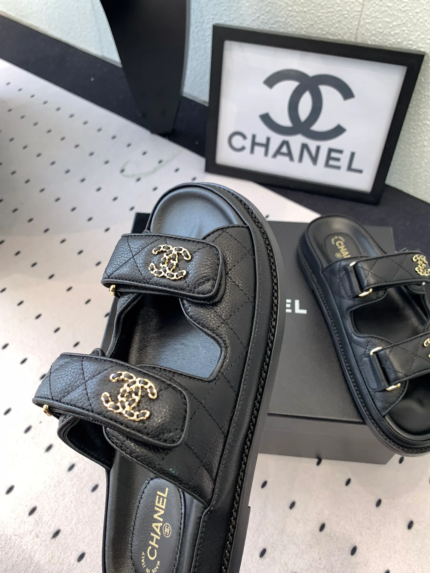 Шлепанцы Женские Chanel 24425