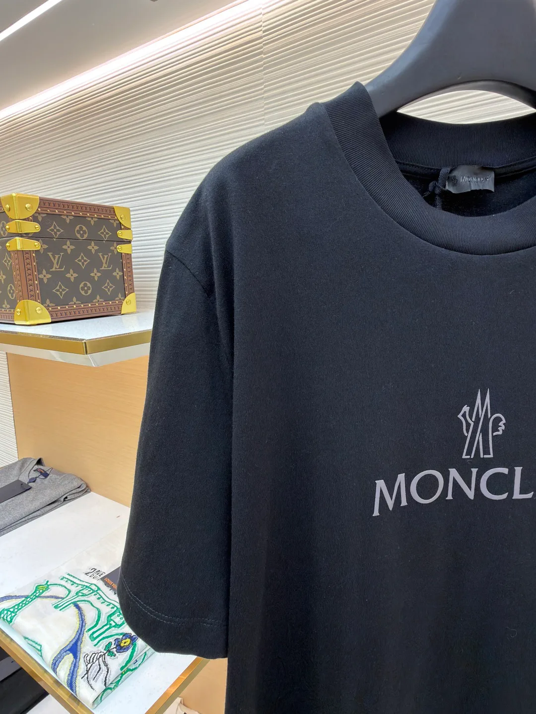 Футболки Мужские Moncler 5877537
