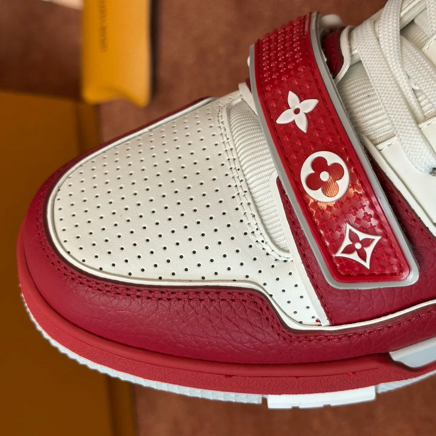 Кроссовки Женские Louis Vuitton 209314