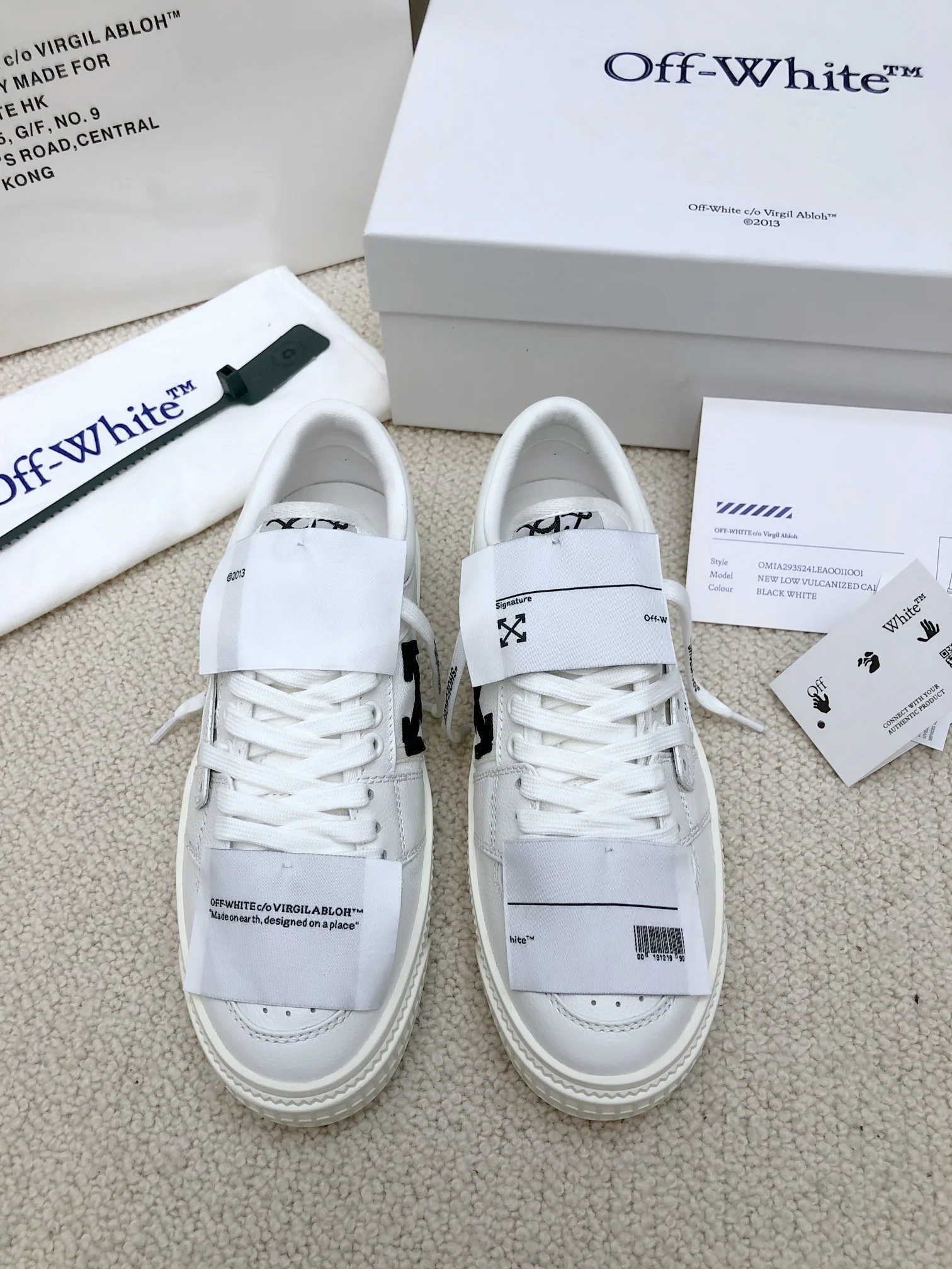 Кроссовки Женские Off-White 18158684