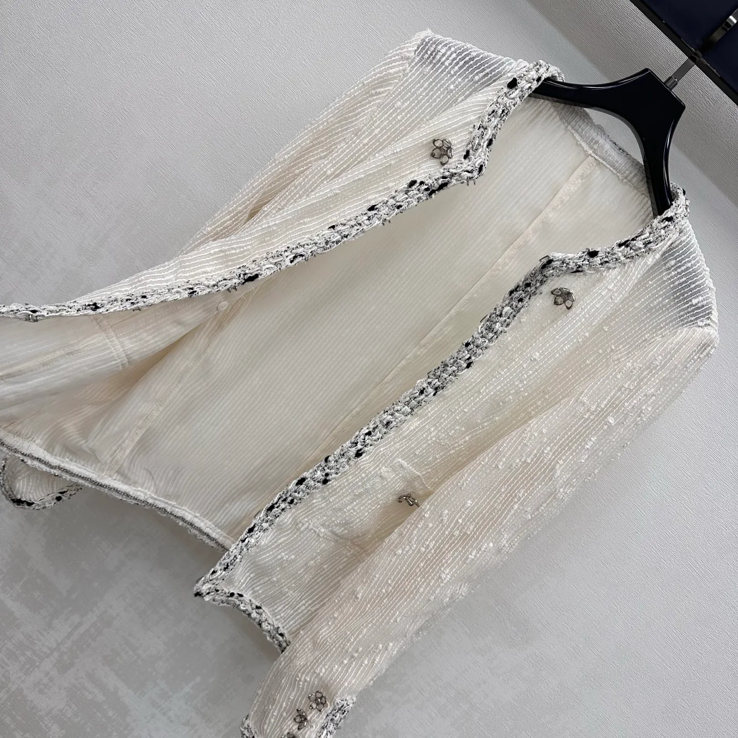 Жакеты Женские Chanel 18327944