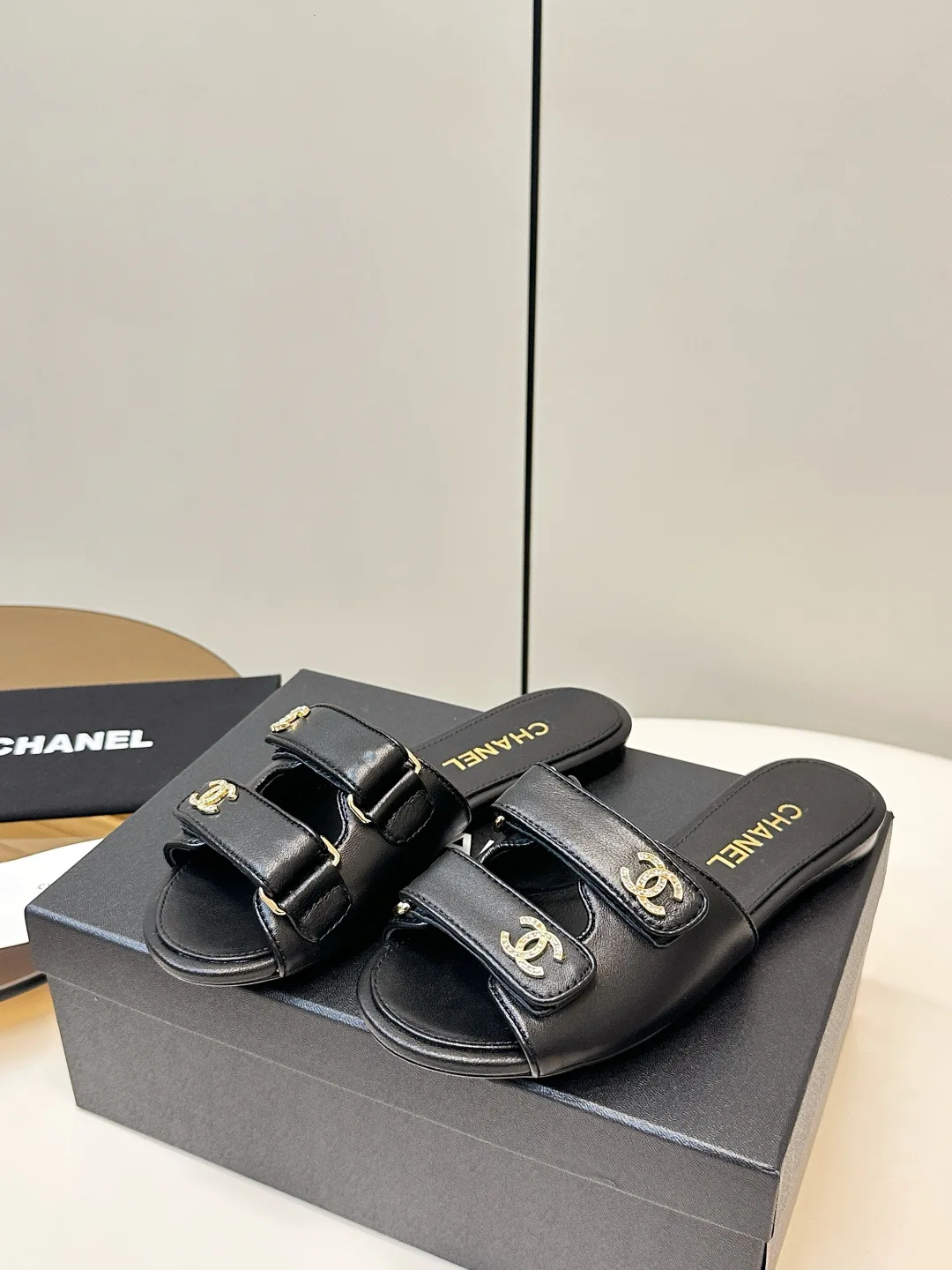 Сандалии Женские Chanel 12959939