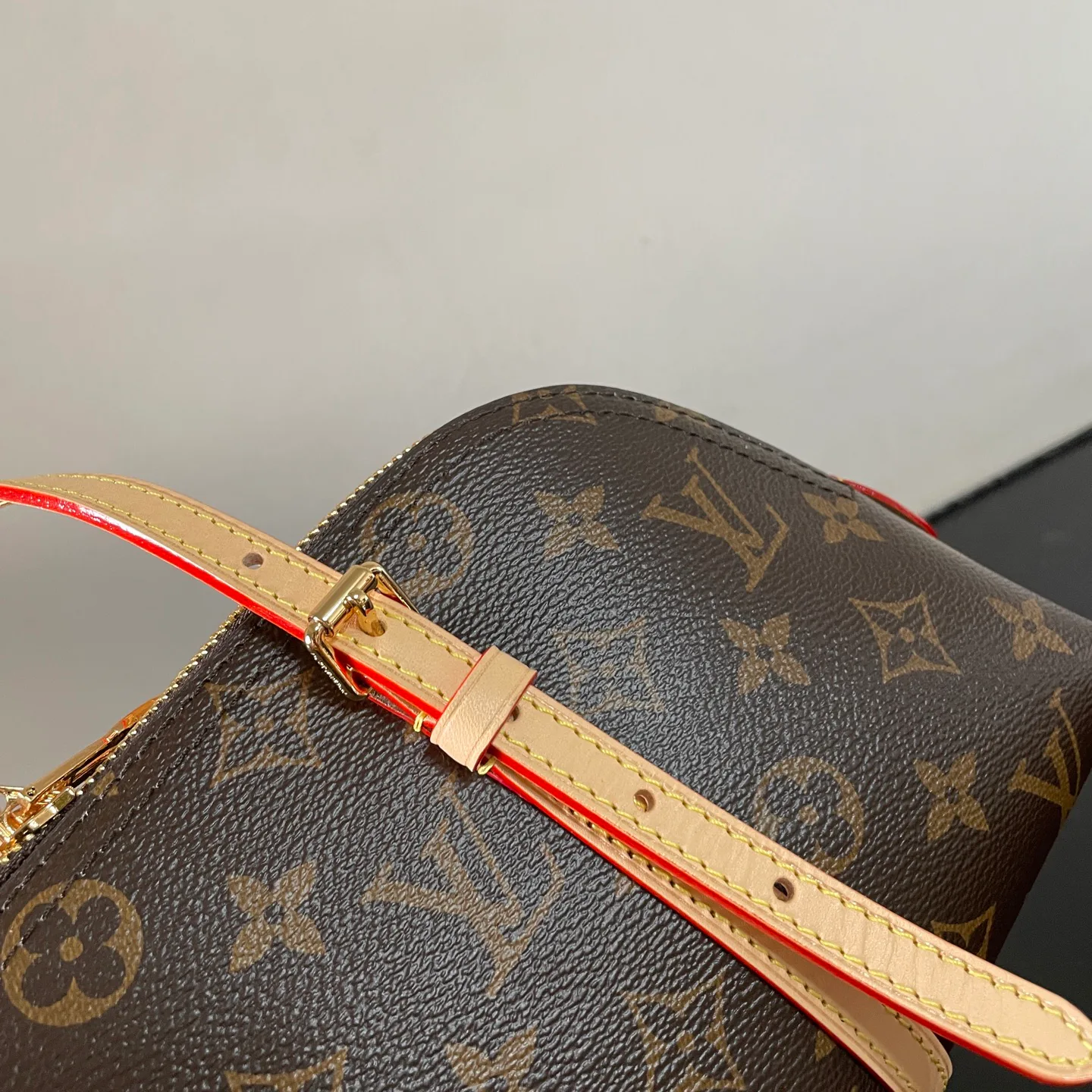 Классические Сумки Женские Louis Vuitton 11522202