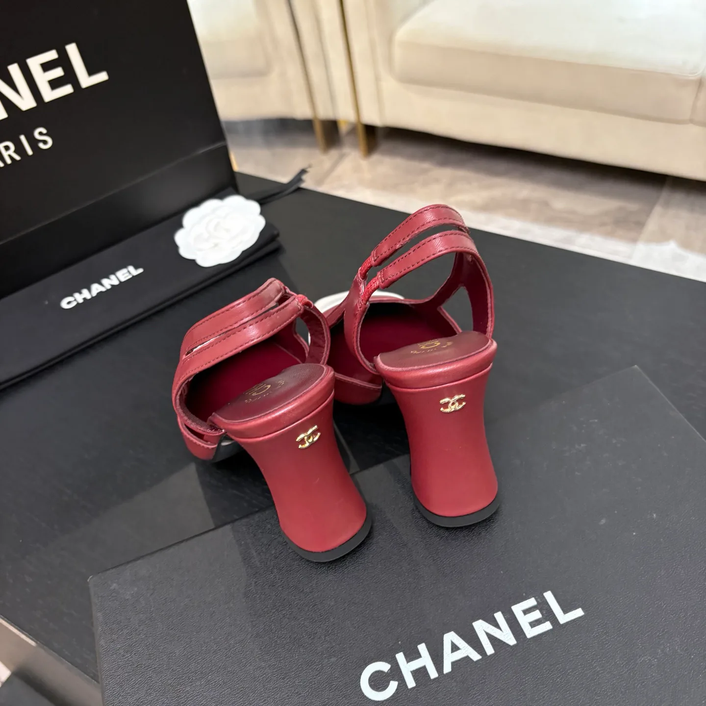 Туфли Женские Chanel 19633745