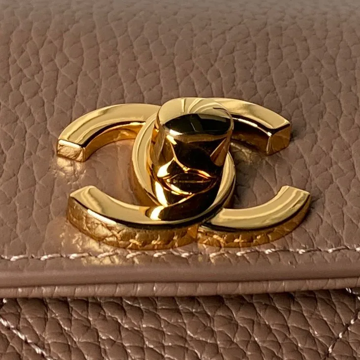 Классические Сумки Женские Chanel 17615428
