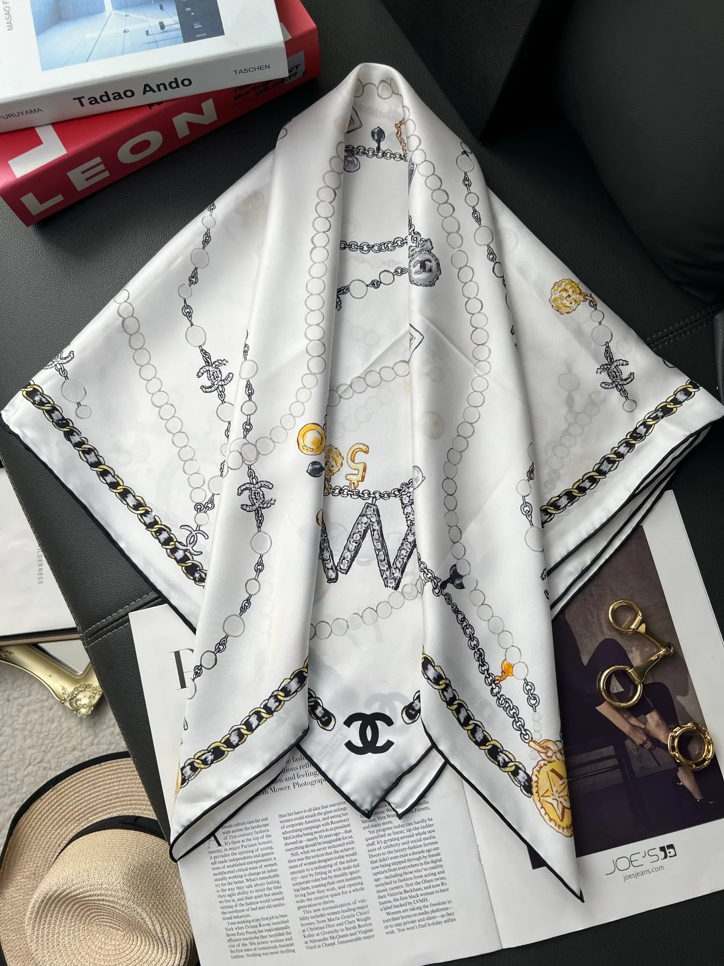 Платки Chanel 13980586