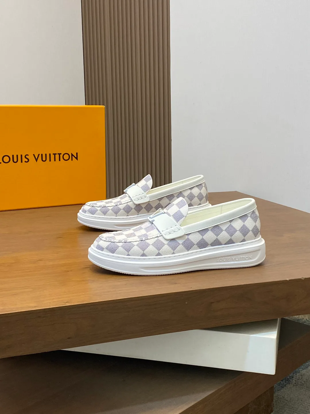 Кроссовки Мужские Louis Vuitton 11891576