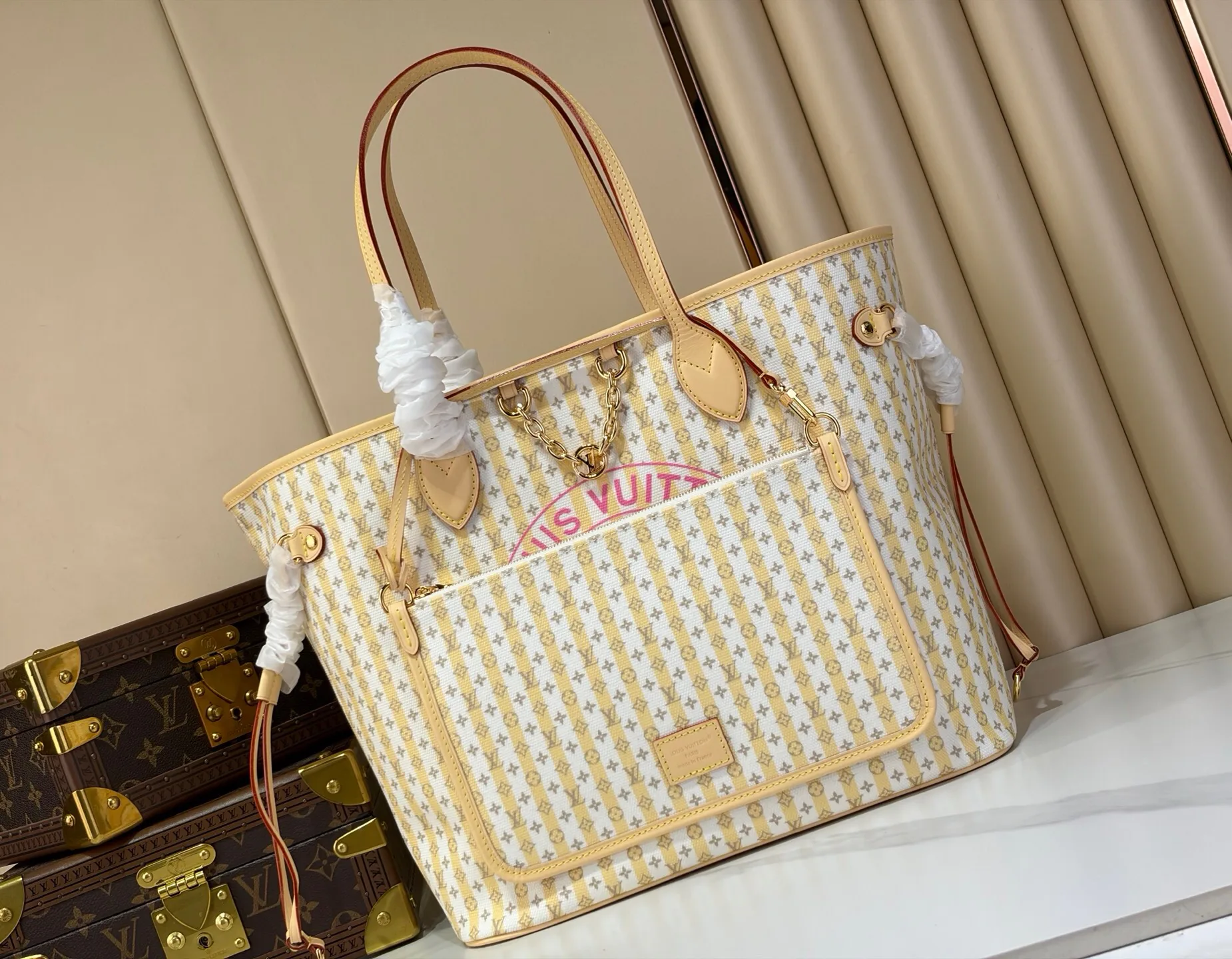 Классические Сумки Женские Louis Vuitton 16893048