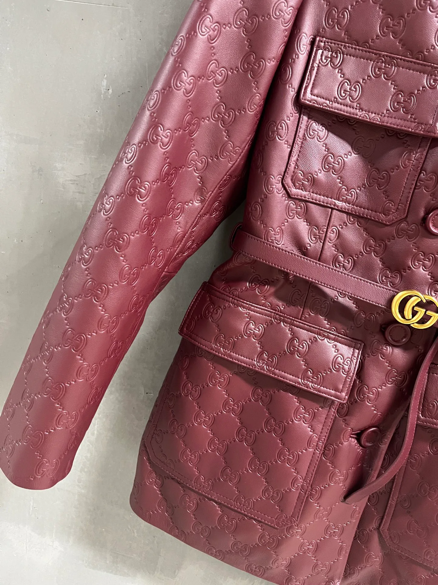 Кожаные Куртки И Дублёнки Женские Gucci 13290880