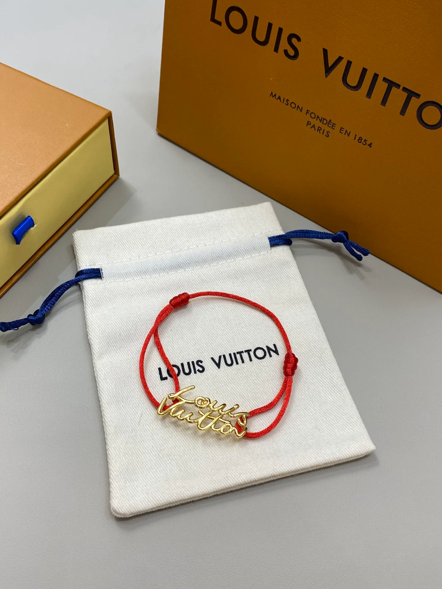 Бижутерия Louis Vuitton 3972910