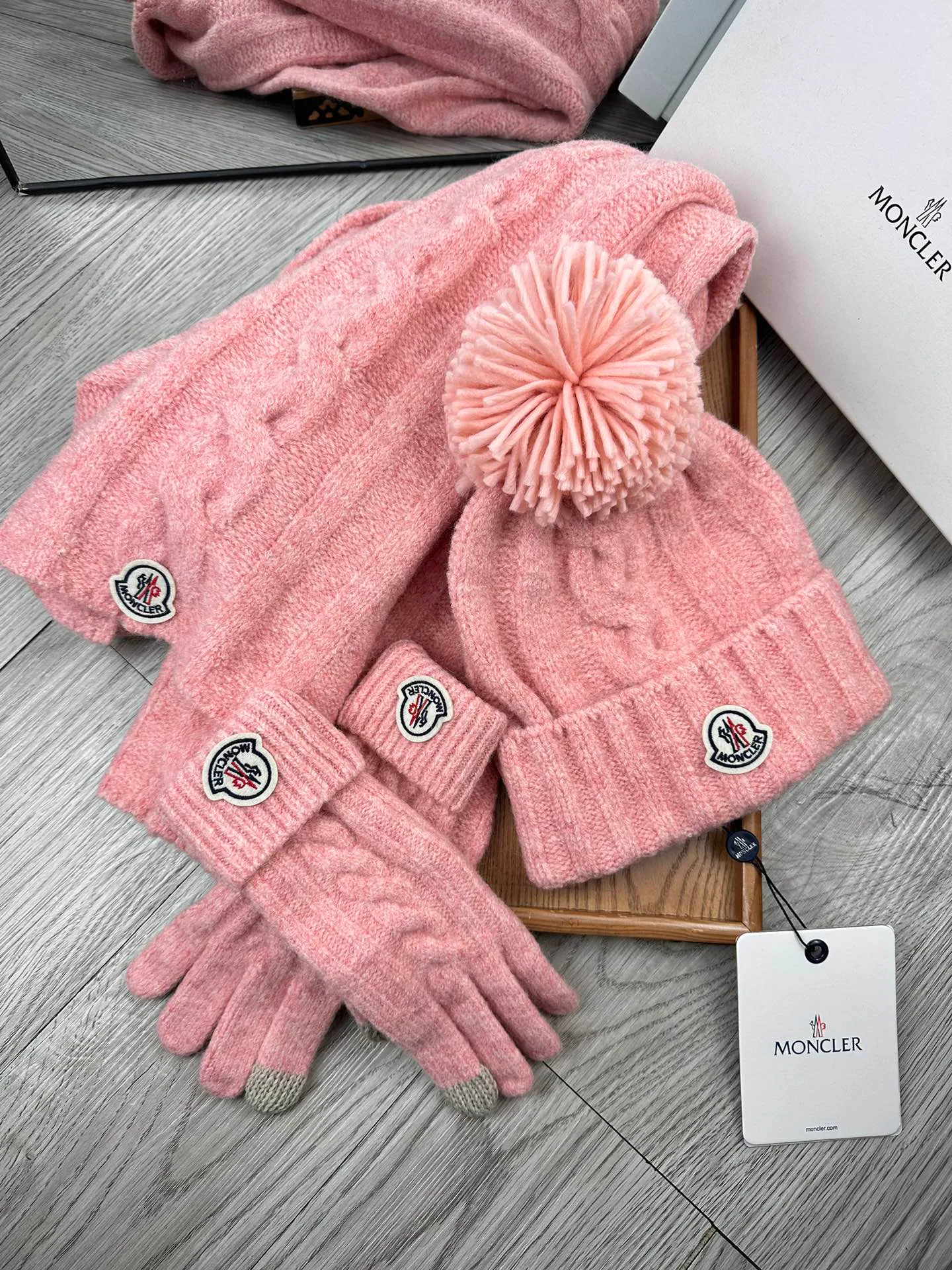 Головные Уборы Moncler 318485