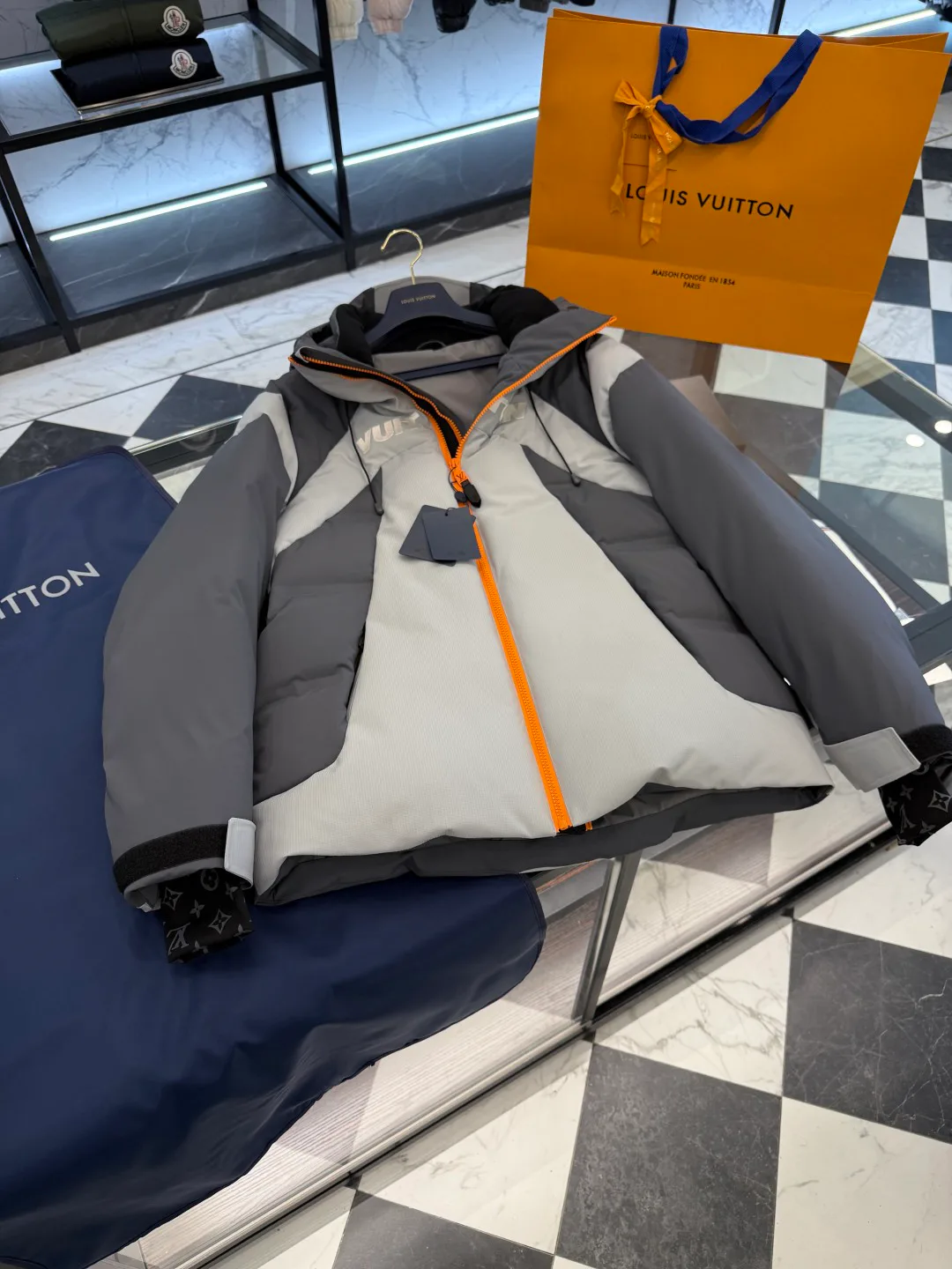 Куртки И Пуховики Мужские Louis Vuitton 870395