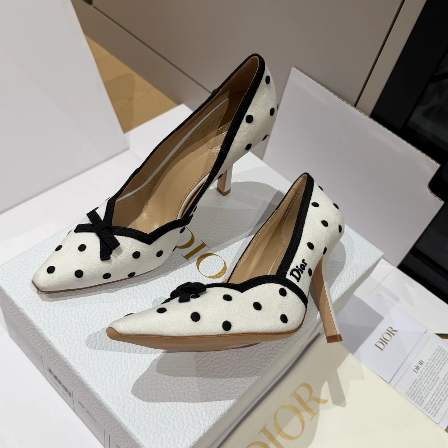 Туфли Женские Christian Dior 18121684