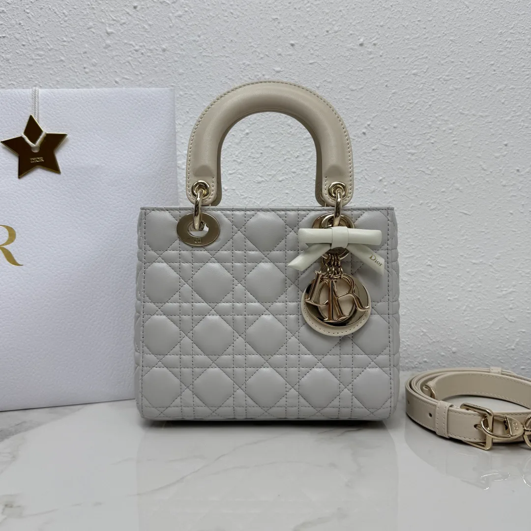 Классические Сумки Женские Christian Dior 17601417