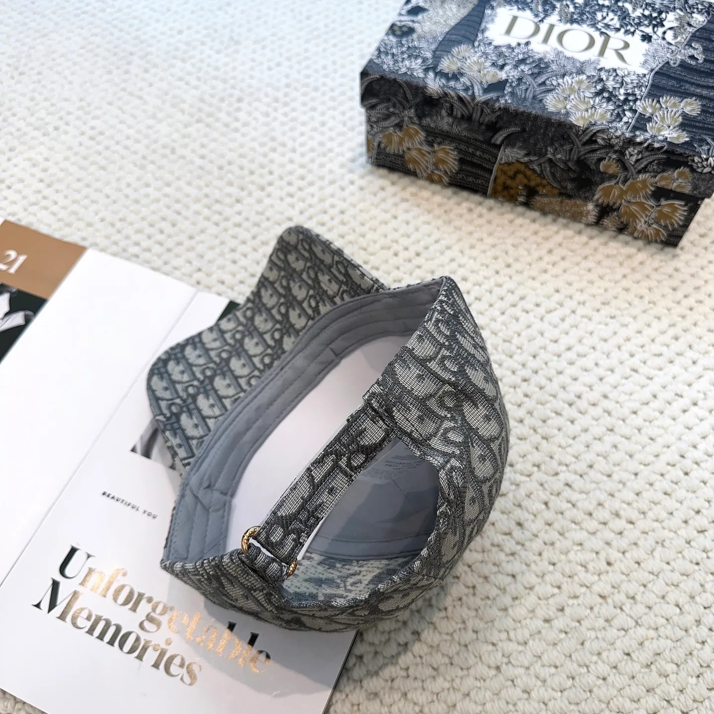 Головные Уборы Christian Dior 10776531