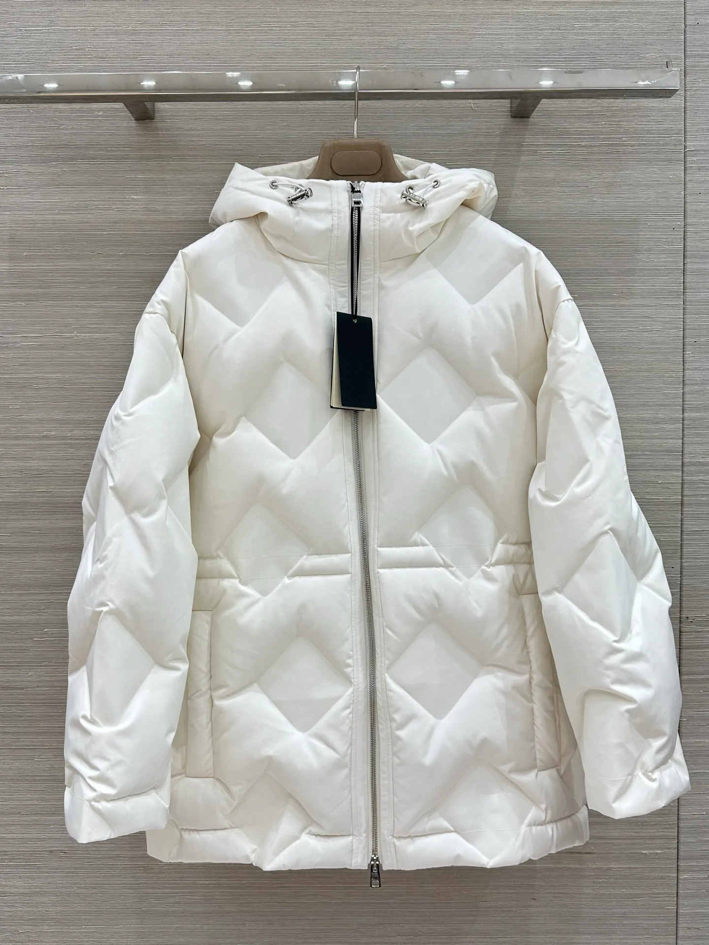 Куртки И Пуховики Женские Fendi 18250116