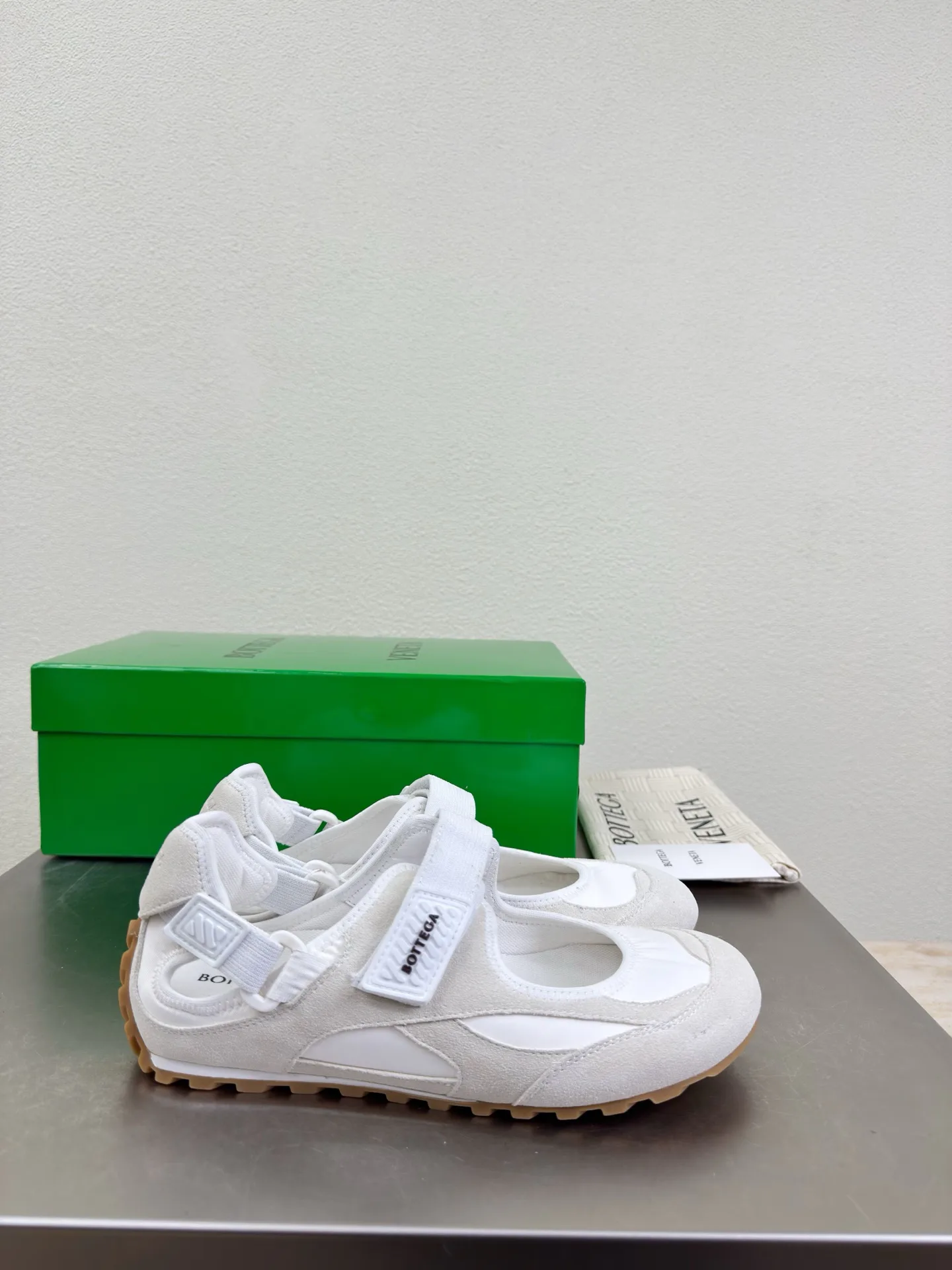 Кроссовки Женские Bottega Veneta 1881842