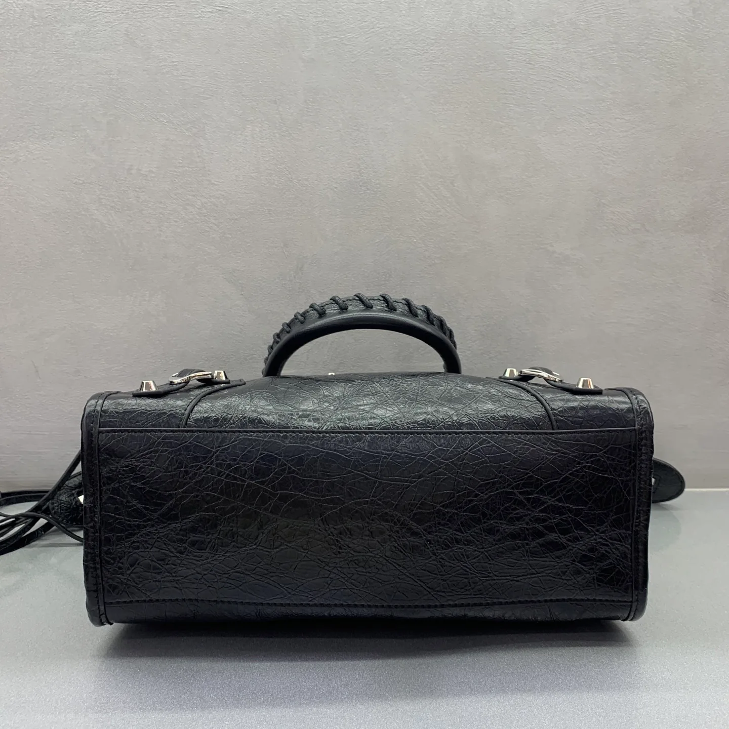 Классические Сумки Женские Balenciaga 18135961