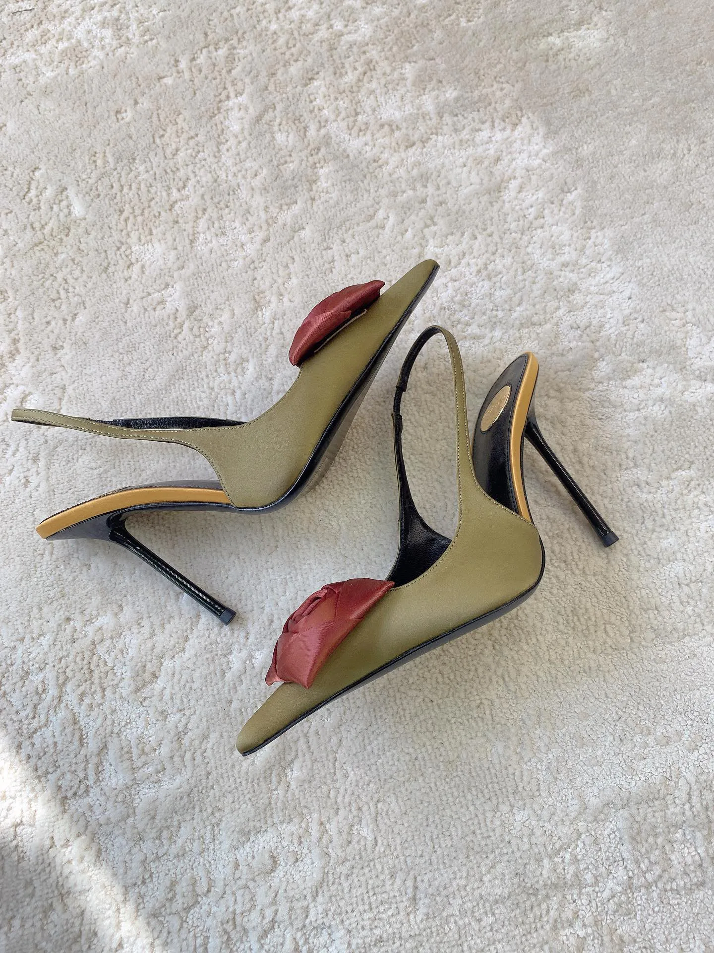 Туфли Женские Saint Laurent 11901882